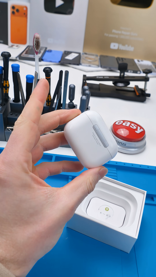 Fake AirPod Pro 3s Review: Surprisingly Good Clones for $43