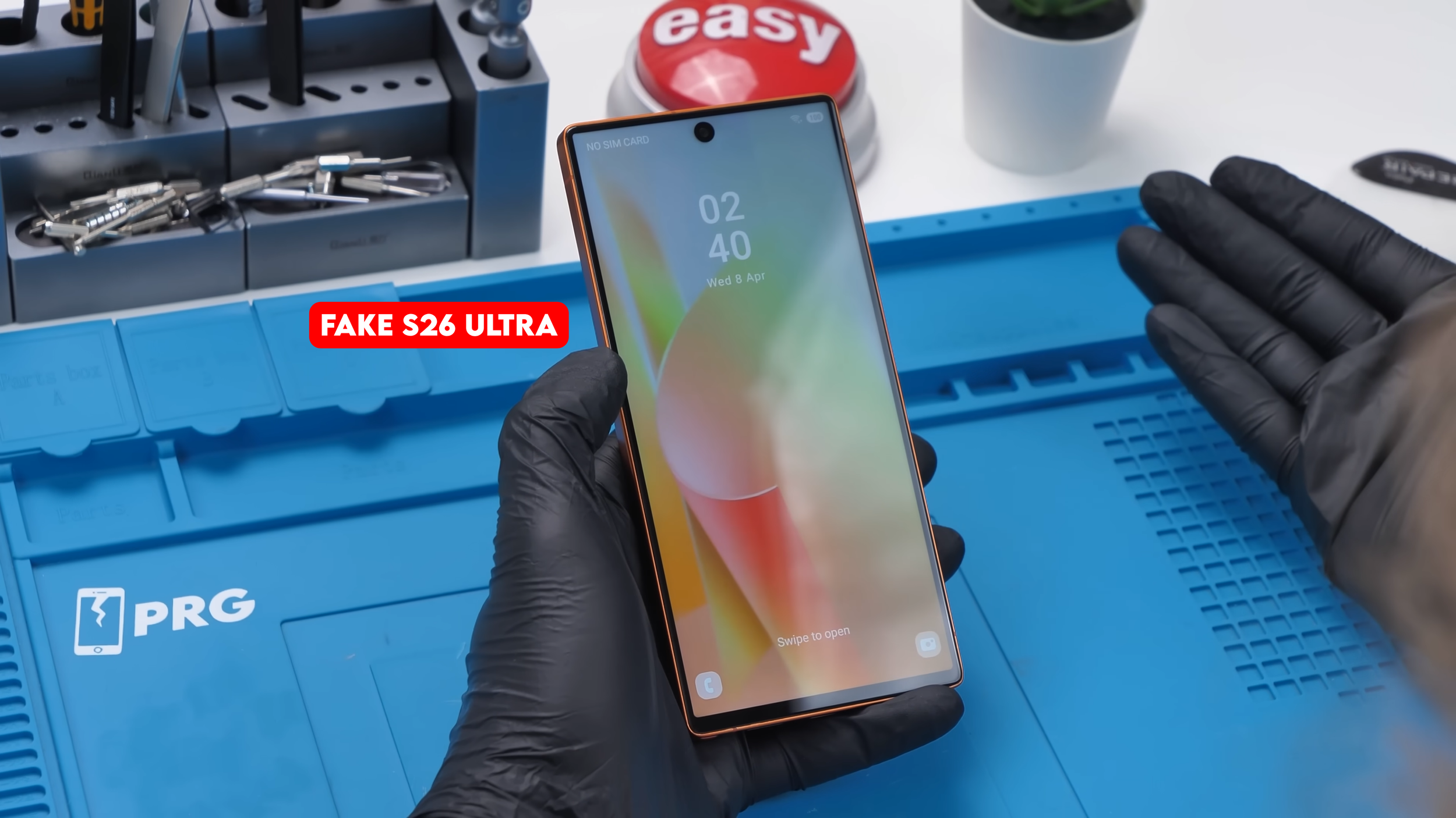 Fake Galaxy S26 Ultra Teardown and Comparison vs Fake S25 Ultra — Phone ...