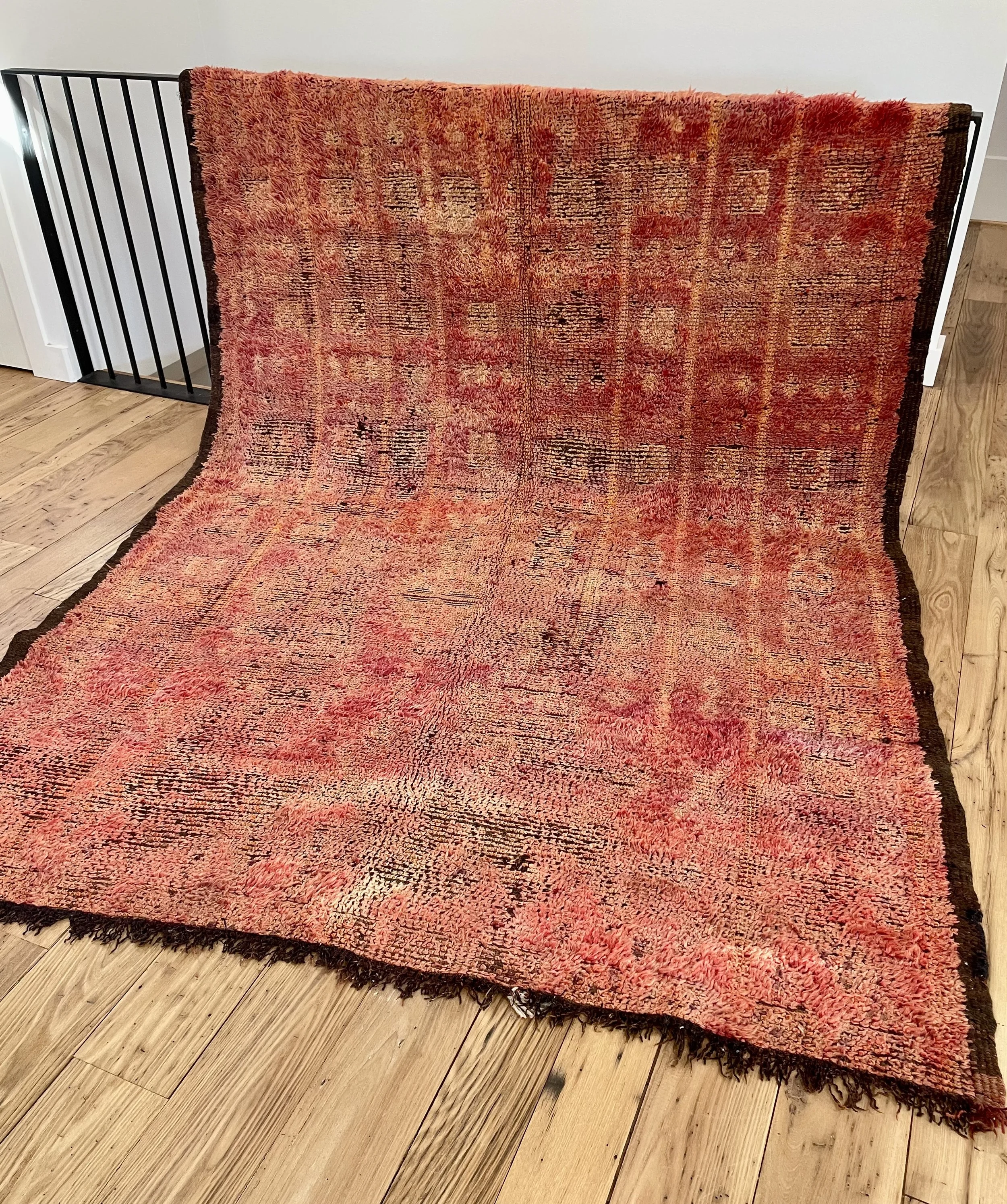 vintage beni mguild moroccan rug with red and orange geometric pattern, handwoven wool, natural dyes