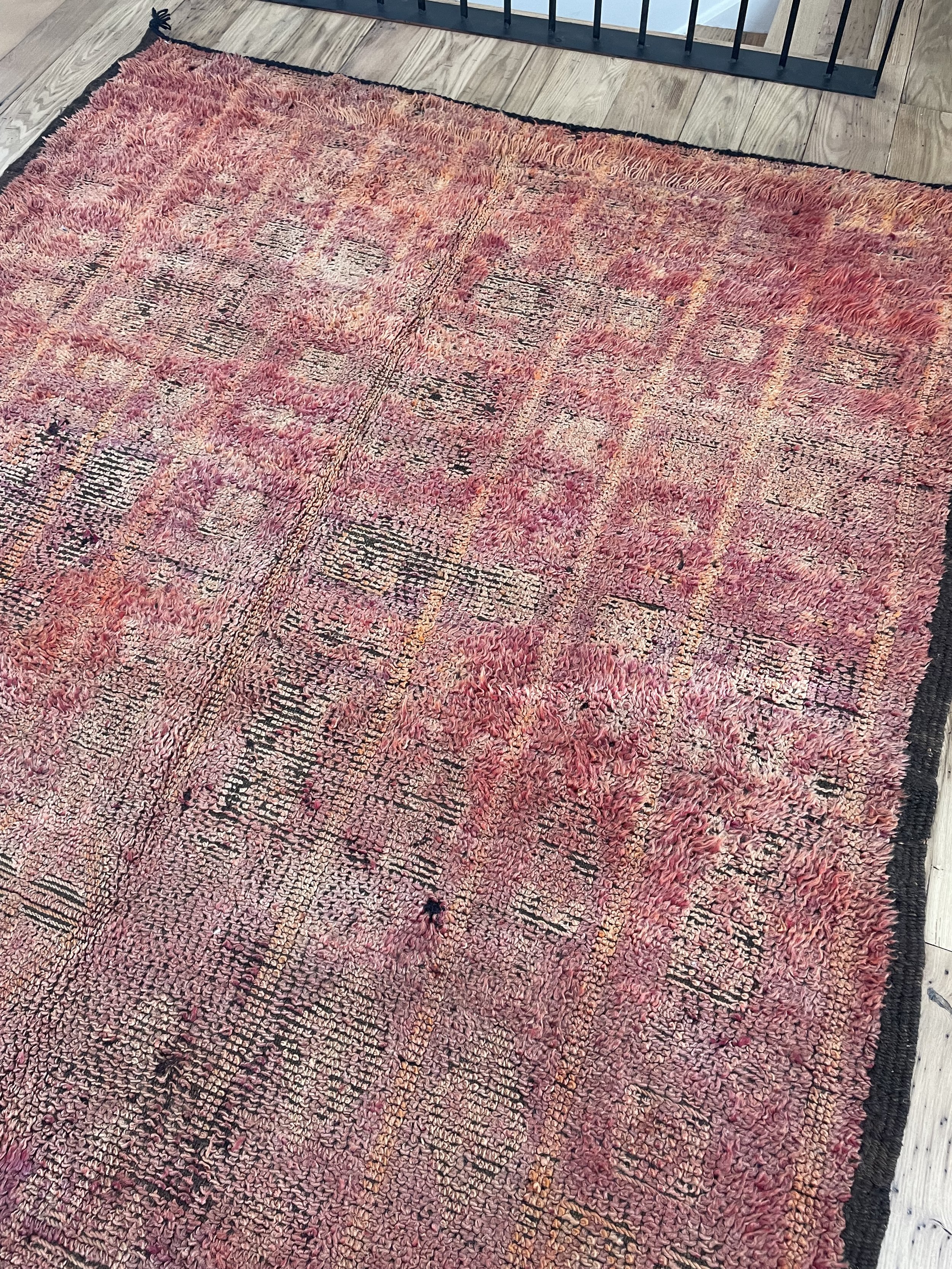 vintage beni mguild moroccan rug with red and orange geometric pattern, handwoven wool, natural dyes