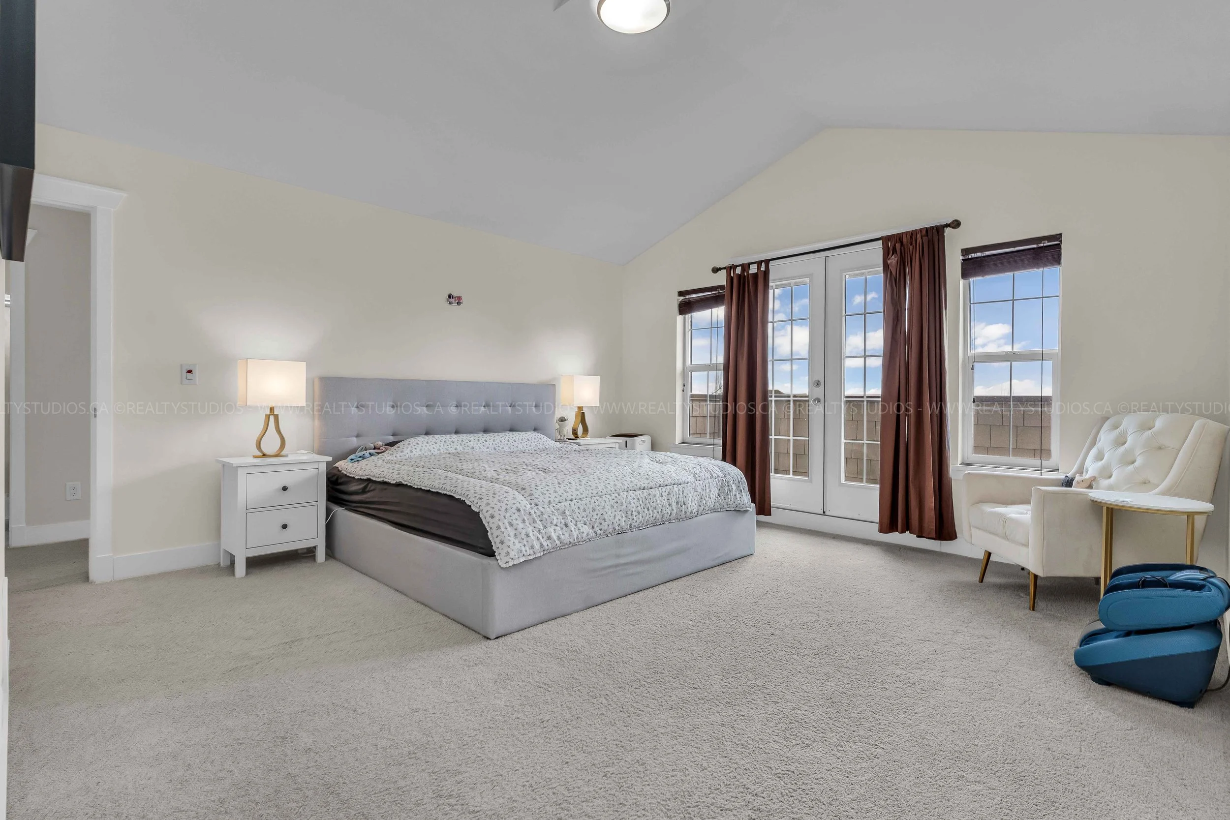 REALTY STUDIOS REAL ESTATE PHOTOGRAPHY-2.jpg