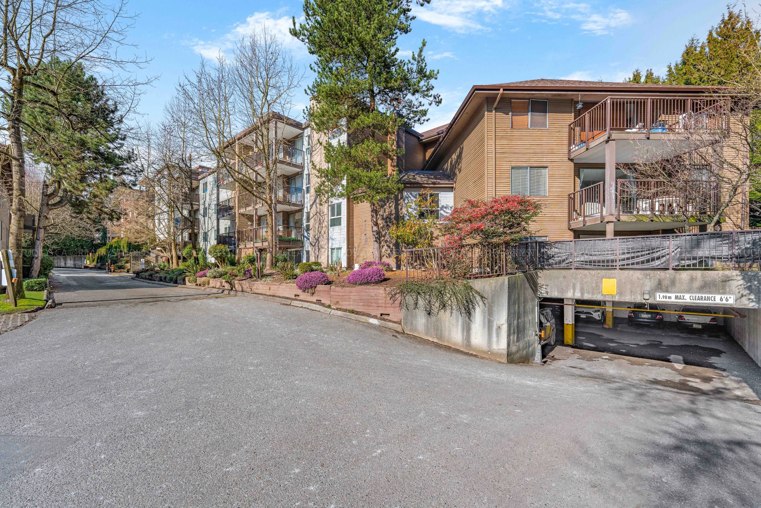 111 - 10698 151A Street, Surrey V3R 8T5