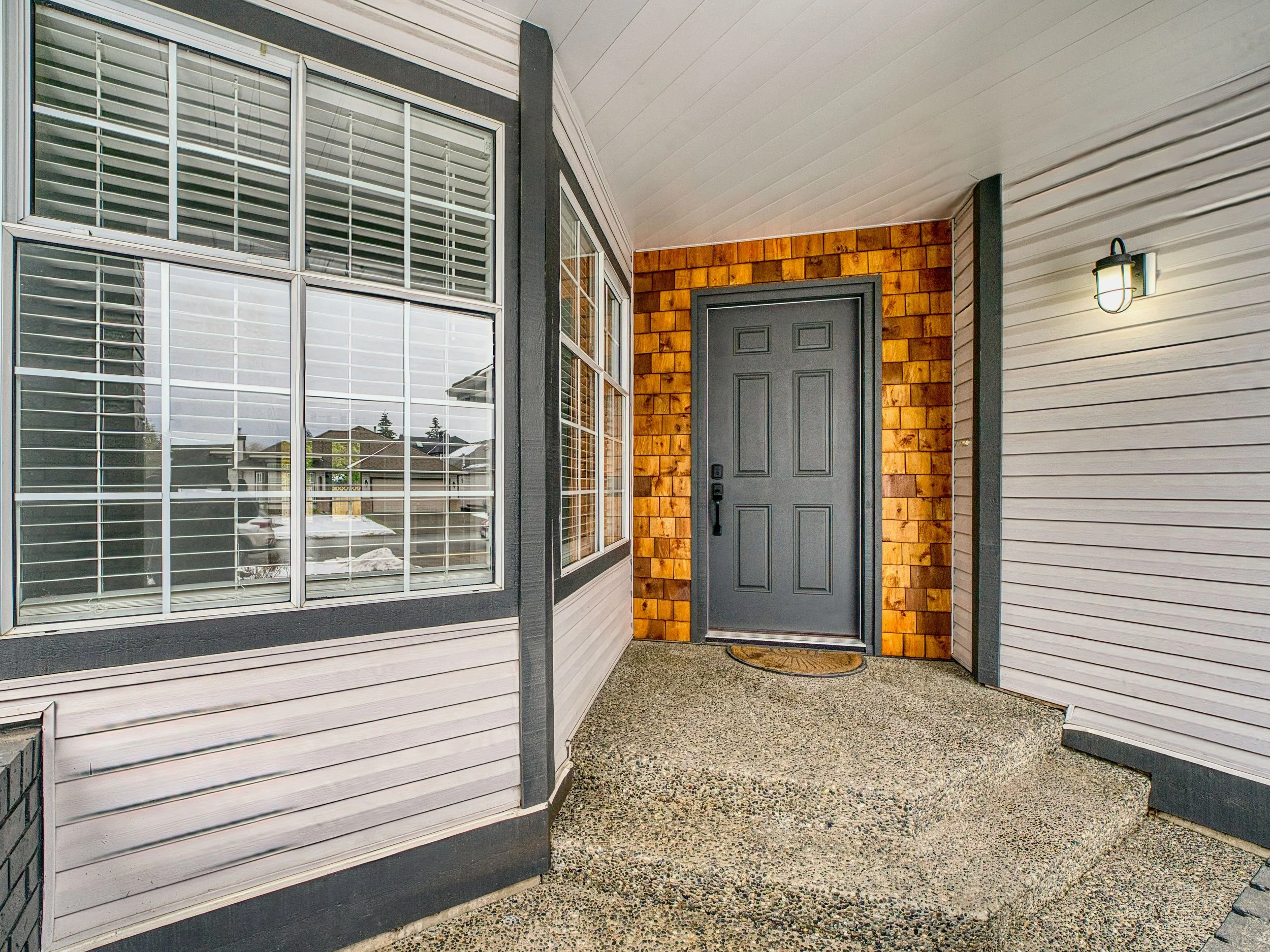 REALTY_STUDIOS_CA_MLS_READY-34.jpg