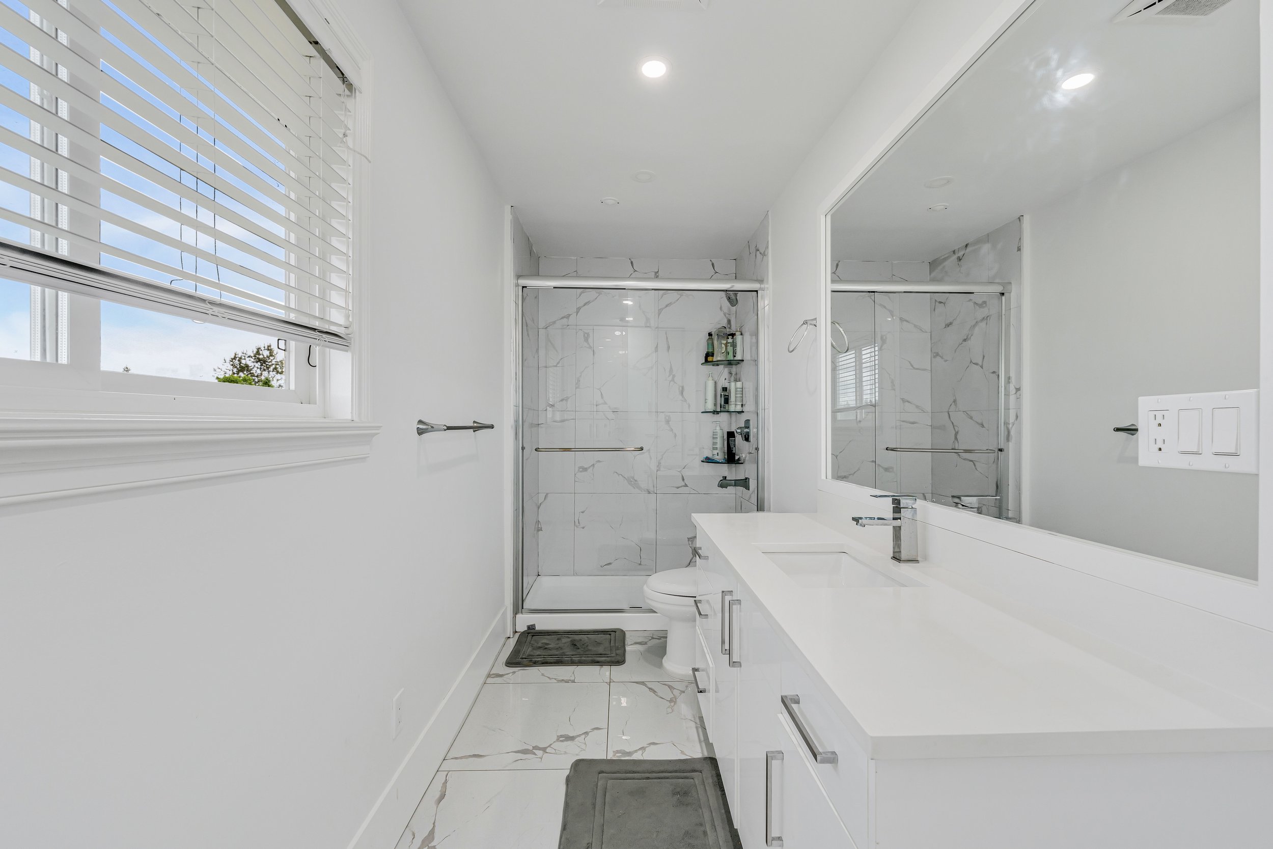 REALTY_STUDIOS_CA_MLS_READY-5.jpg