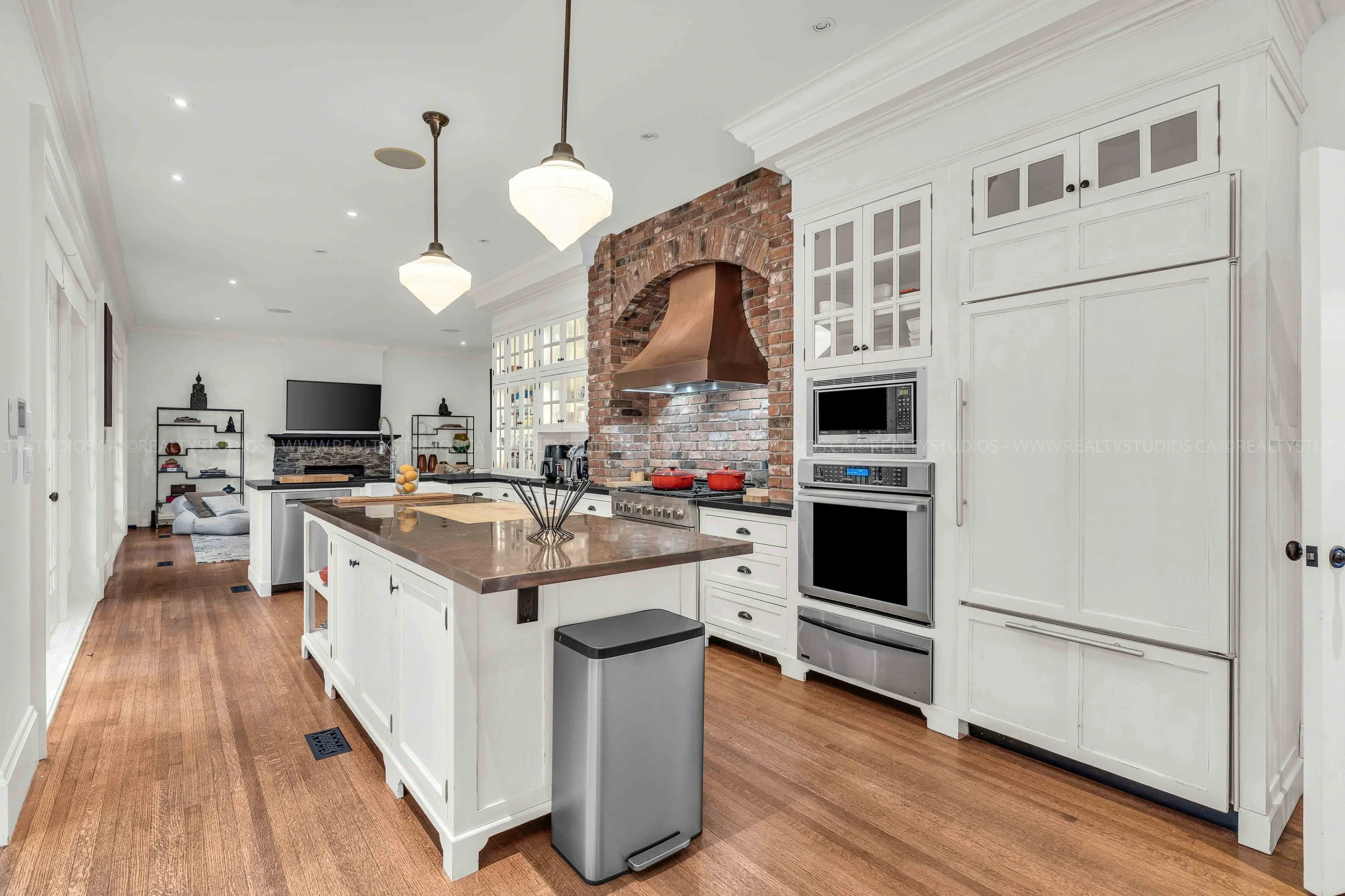 REALTY STUDIOS REAL ESTATE PHOTOGRAPHY-120.jpg