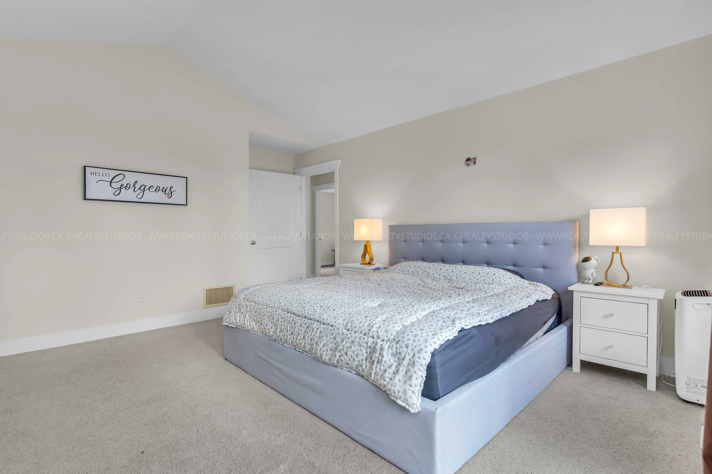 REALTY STUDIOS REAL ESTATE PHOTOGRAPHY-4.jpg