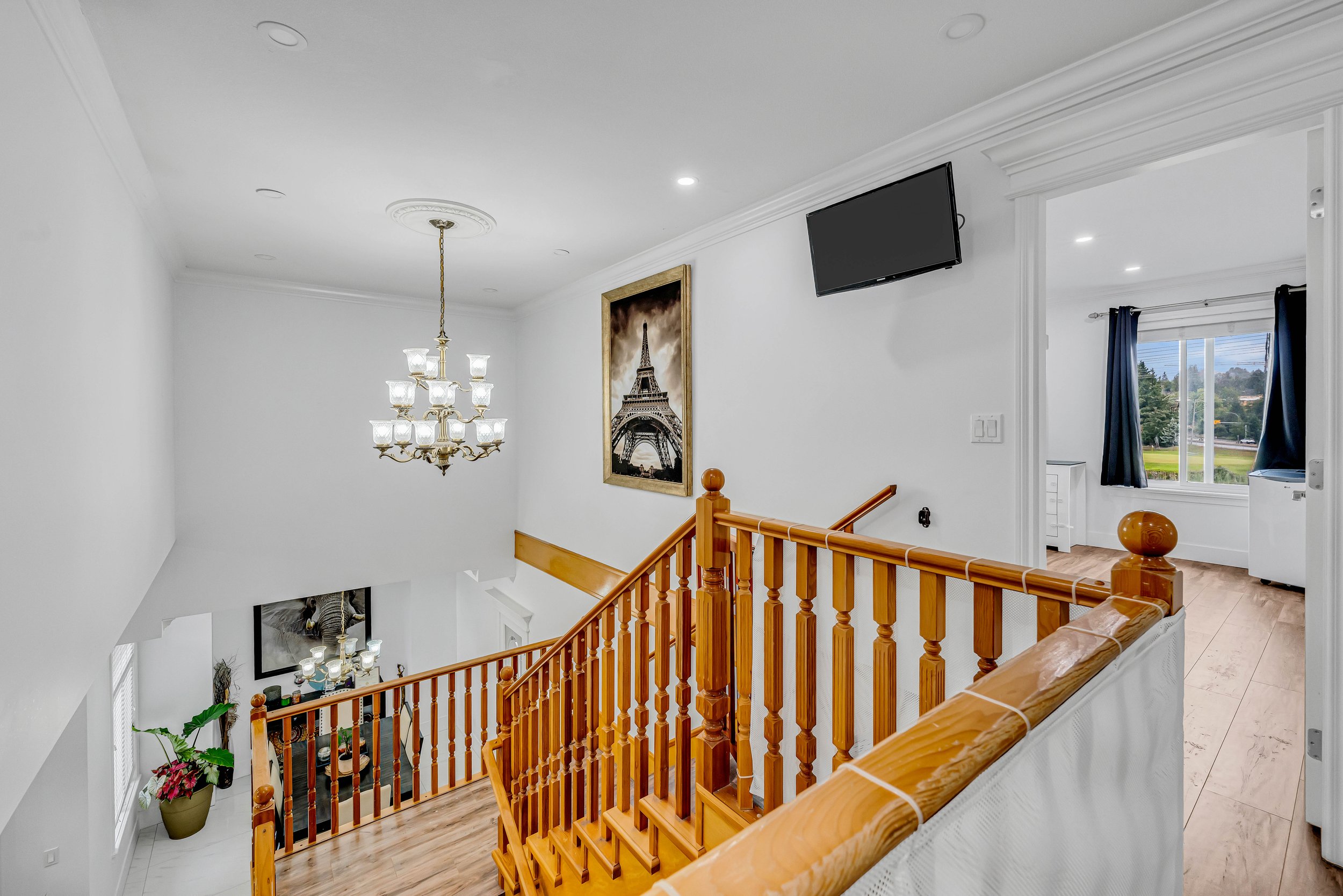 REALTY_STUDIOS_CA_MLS_READY-23.jpg