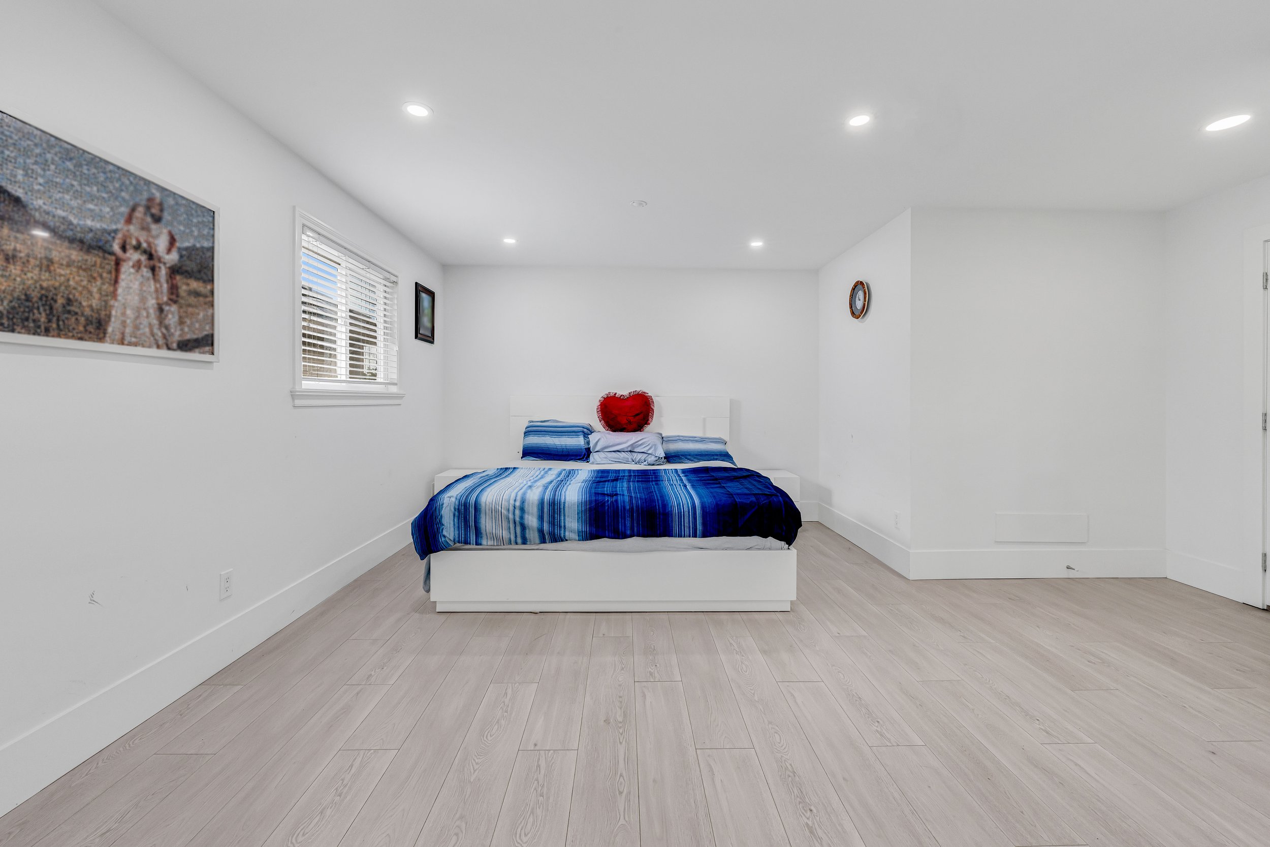 REALTY_STUDIOS_CA_MLS_READY-7.jpg