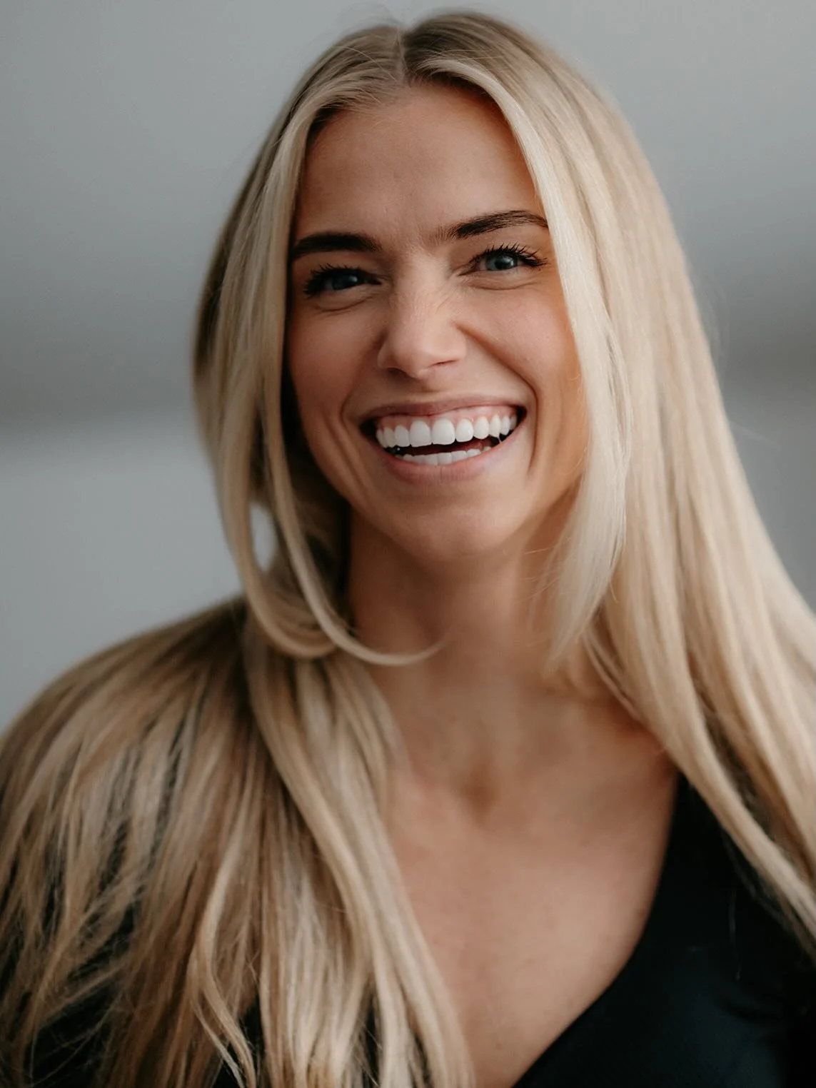 A few hundred new faces, woah hi! 👋🏼

Figured the start of the year (and fresh photos that I will use til forever 🤠 thank you @mariamariaphotographer ) was a great time to reintroduce myself and let you know what to expect here!

I&rsquo;m Kecia a