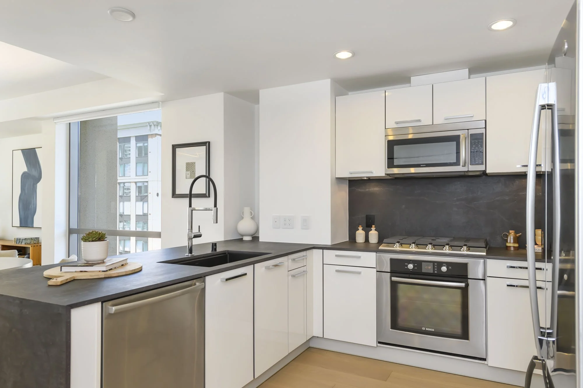 kitchen-3.jpg