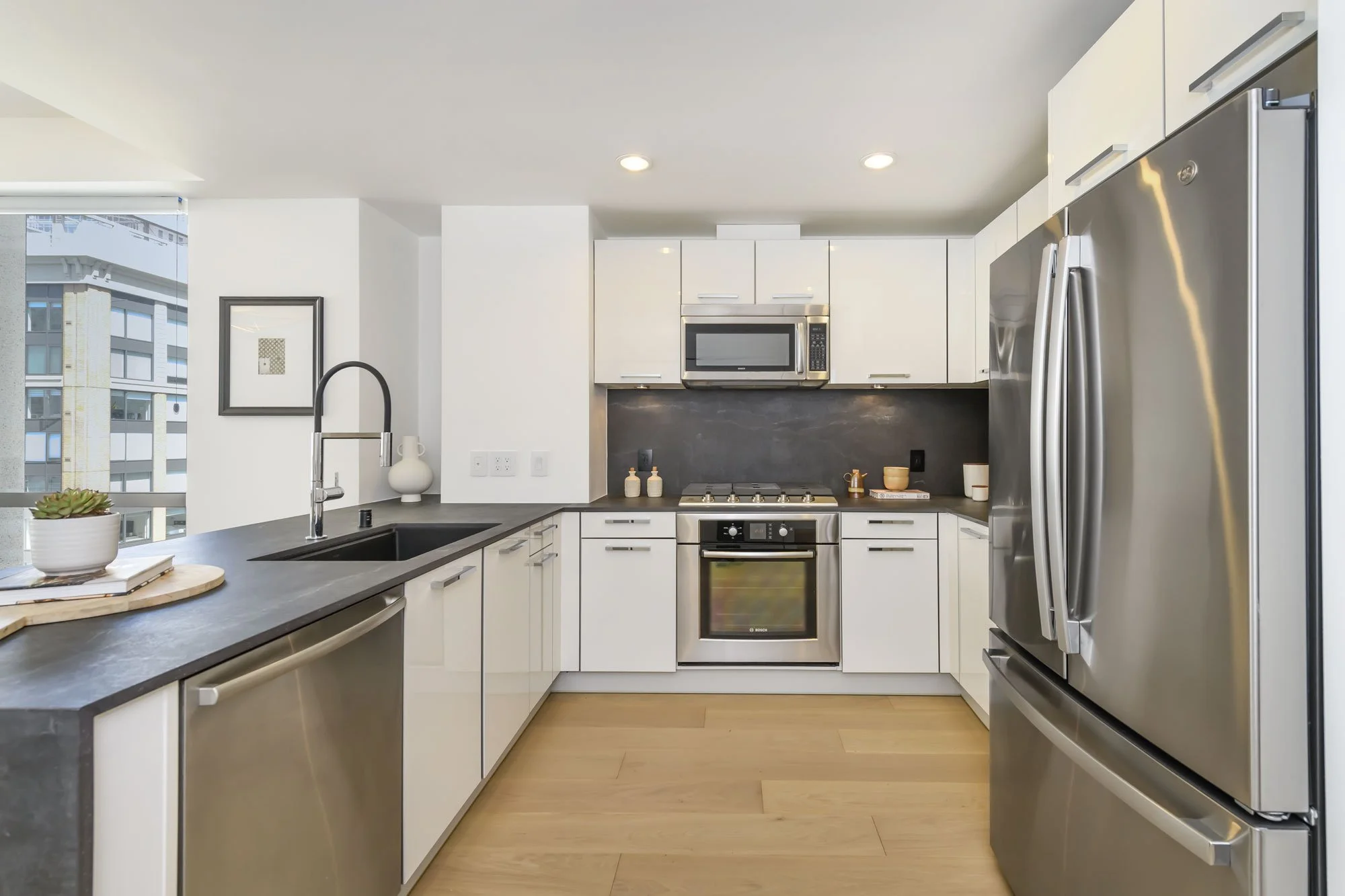 kitchen-2.jpg