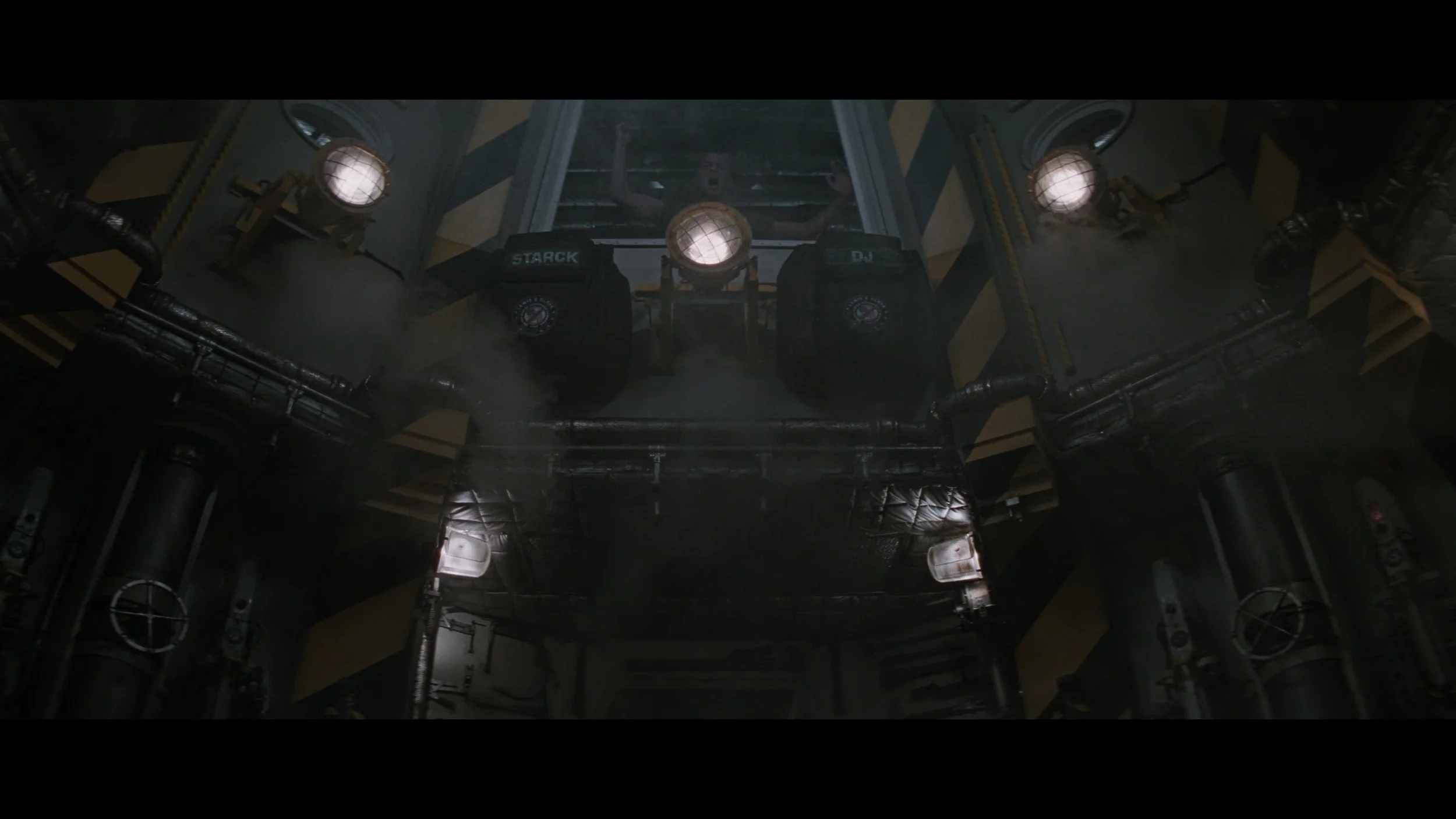 Event Horizon - Remastered_t00.mkv_20260526_103718.013.jpg