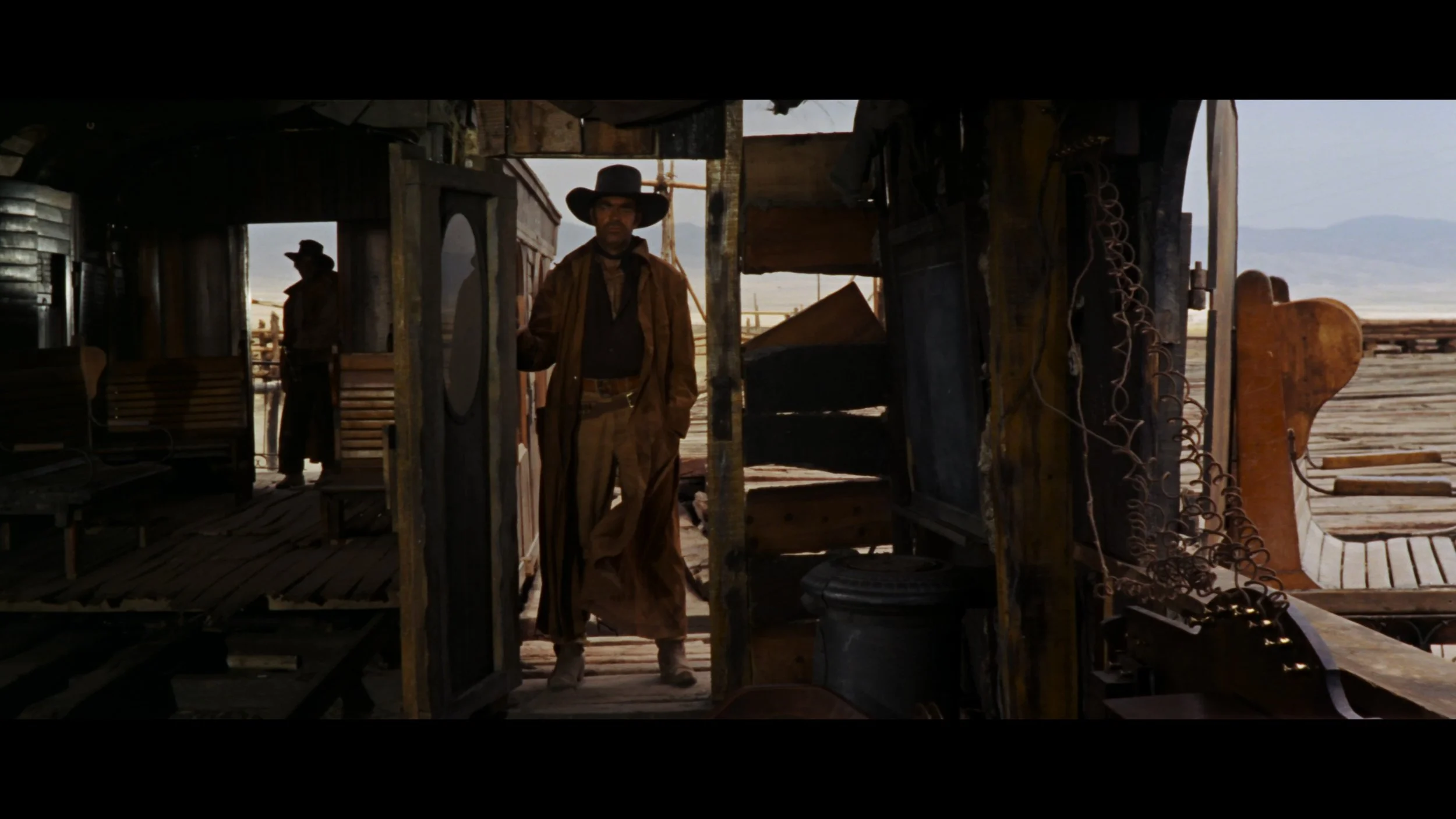 Once Upon a Time in the West_t00.mkv_20260903_172259.305.jpg
