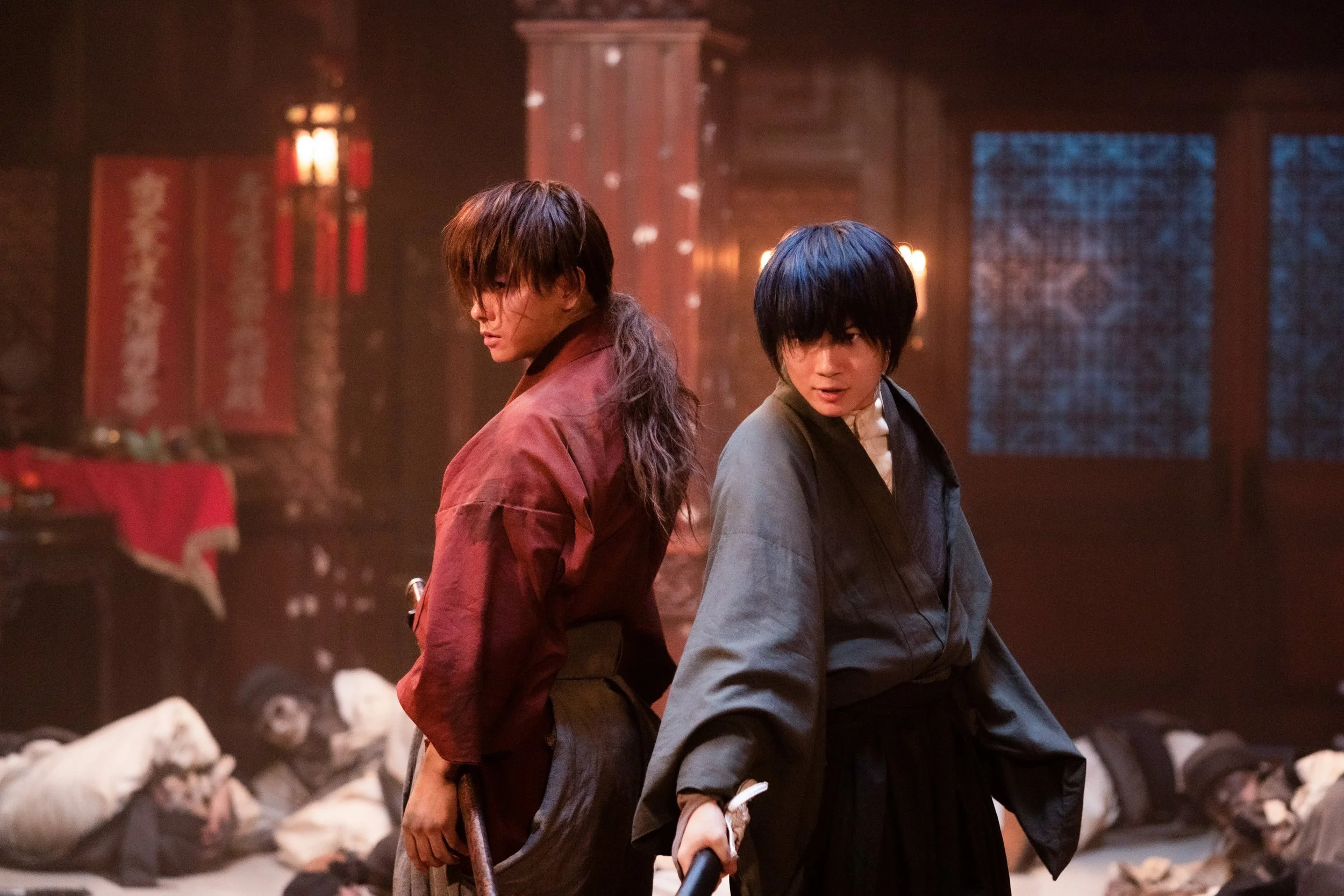 takeru-satoh-ryunosuke-kamiki-rurouni-kenshin-the-final.jpg