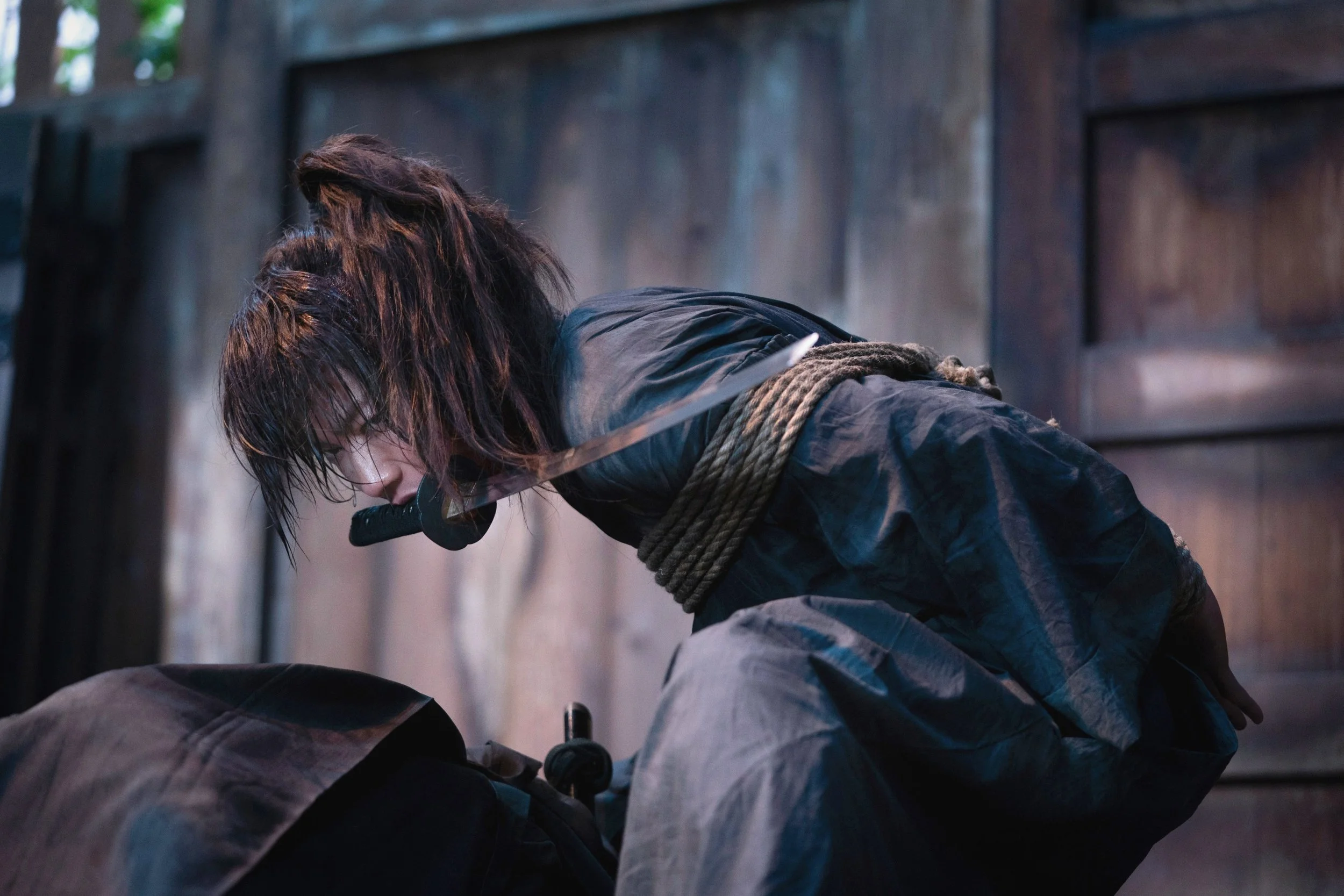 takeru-satoh-rurouni-kenshin-the-beginning-002.jpg