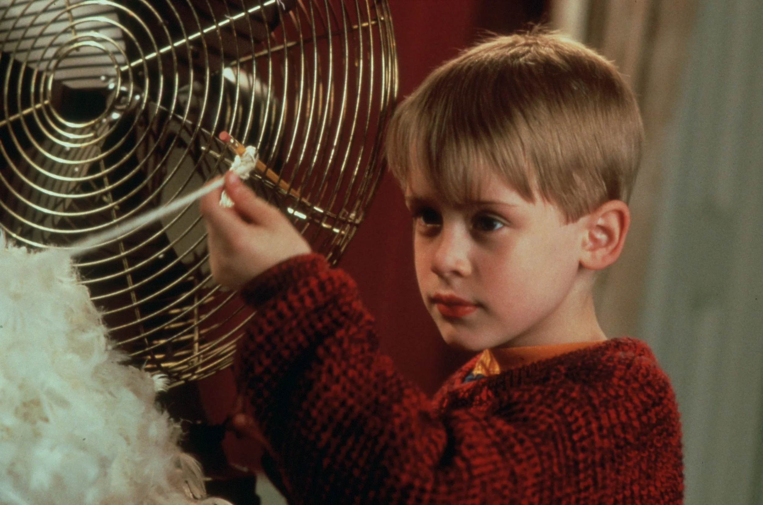 macaulay-culkin-in-home-alone.jpg
