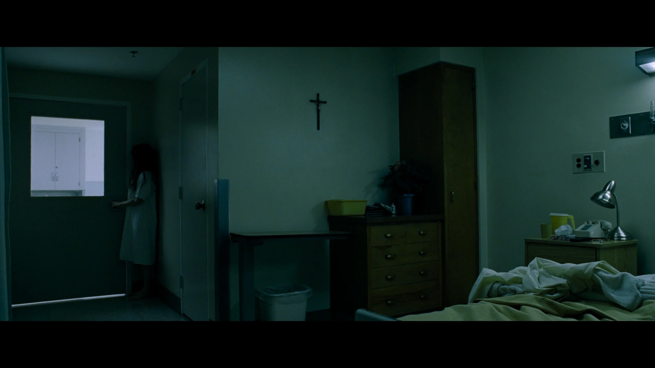 Constantine_t01.mkv_20260520_102134.845.jpg