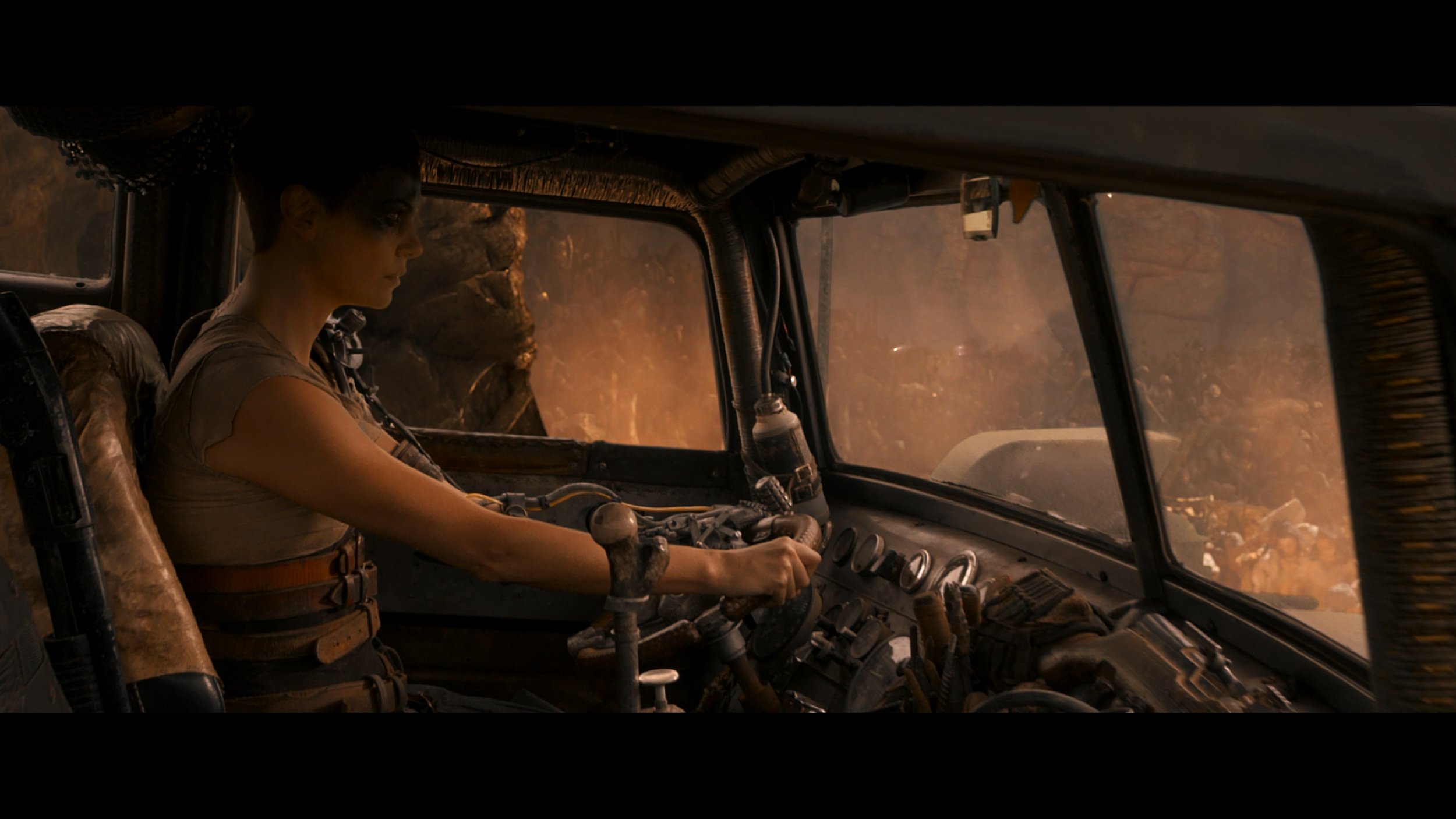 Mad Max- Fury Road_t02.mkv_20260526_111536.433.jpg