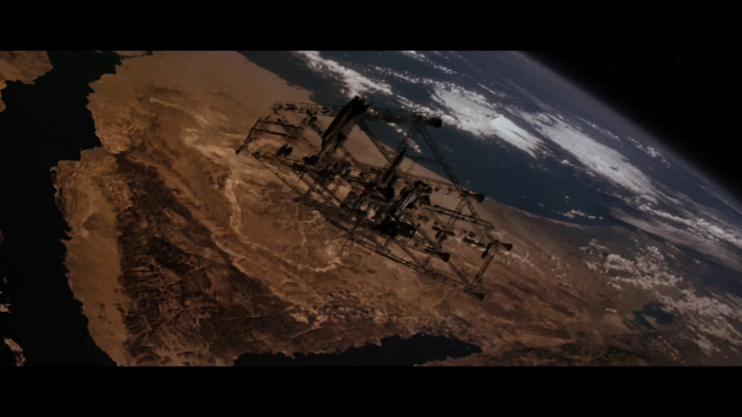 Event Horizon - Remastered_t00.mkv_20260526_101449.477.jpg
