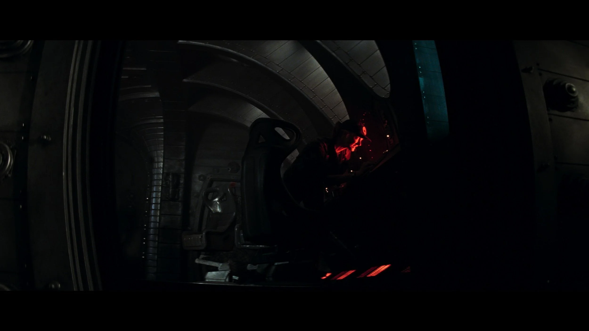 Event Horizon - Remastered_t00.mkv_20260526_103616.408.jpg