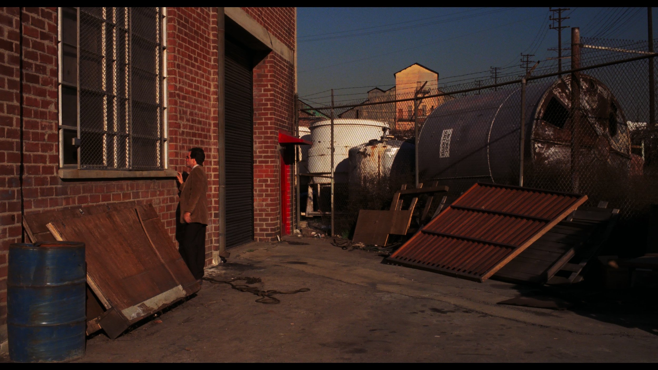 TO LIVE AND DIE IN L.A._t00.mkv_20260717_235454.694.jpg