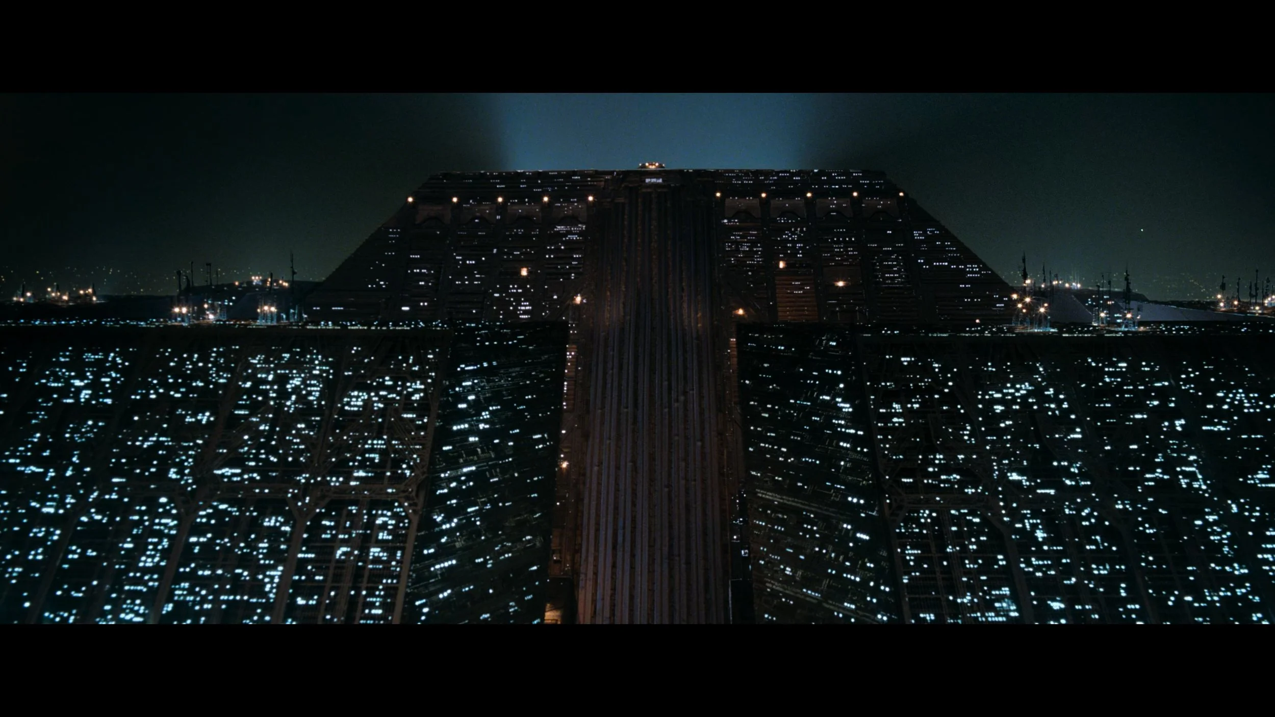 Blade Runner- The Final Cut_t00.mkv_20260514_205830.372.jpg
