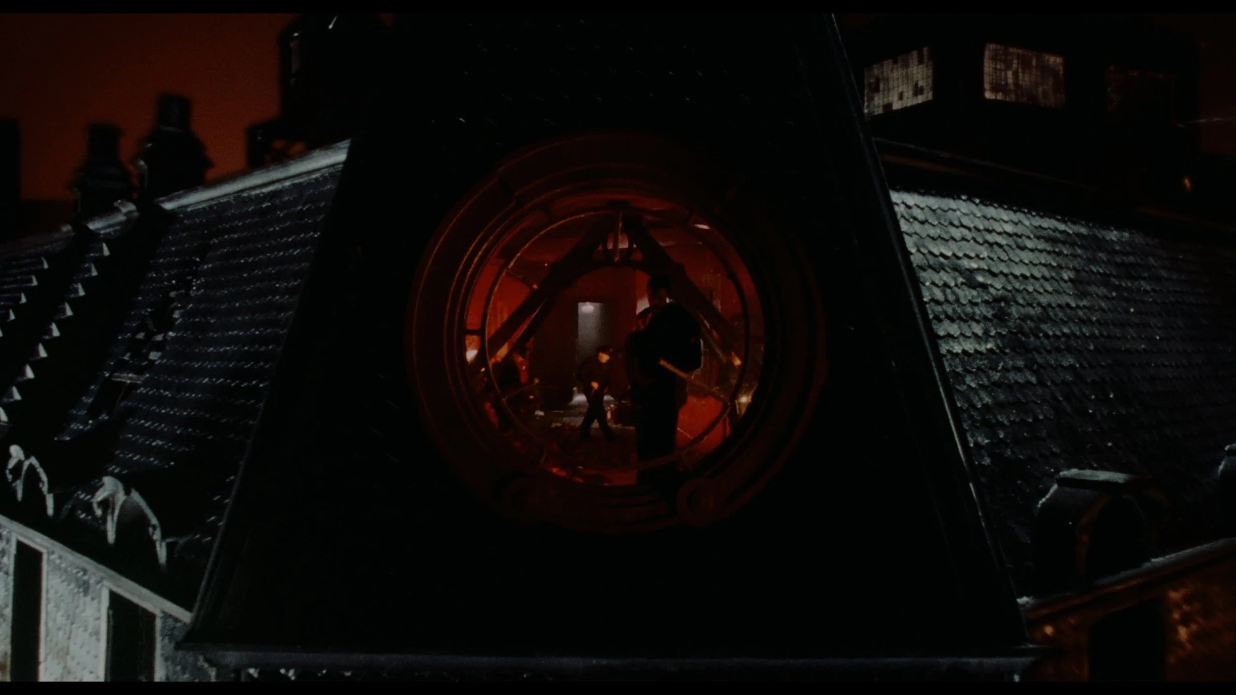 The Crow (Remastered)_t00.mkv_20260516_003350.051.jpg