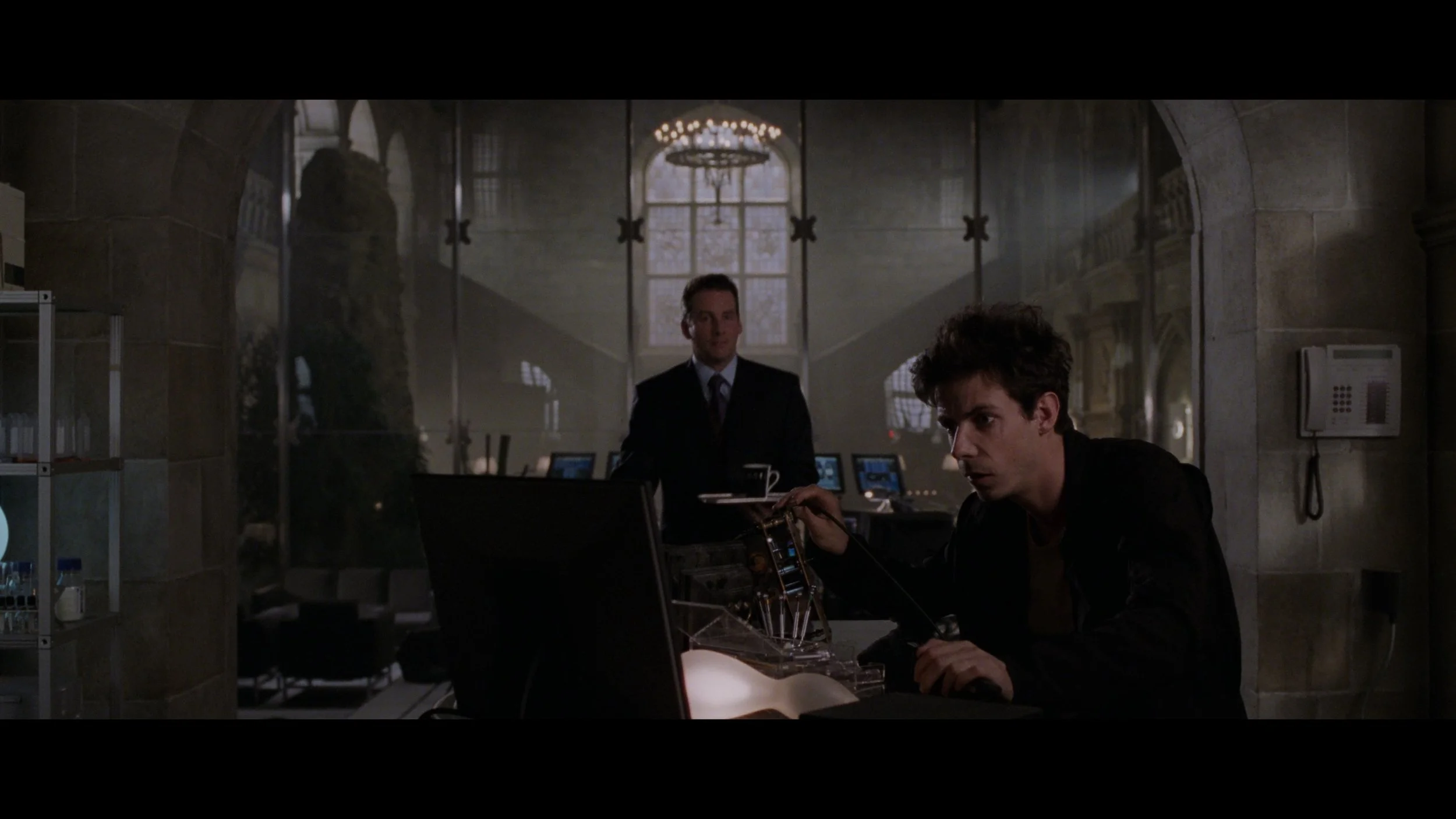 Lara Croft- Tomb Raider_t00.mkv_20260511_130142.623.jpg