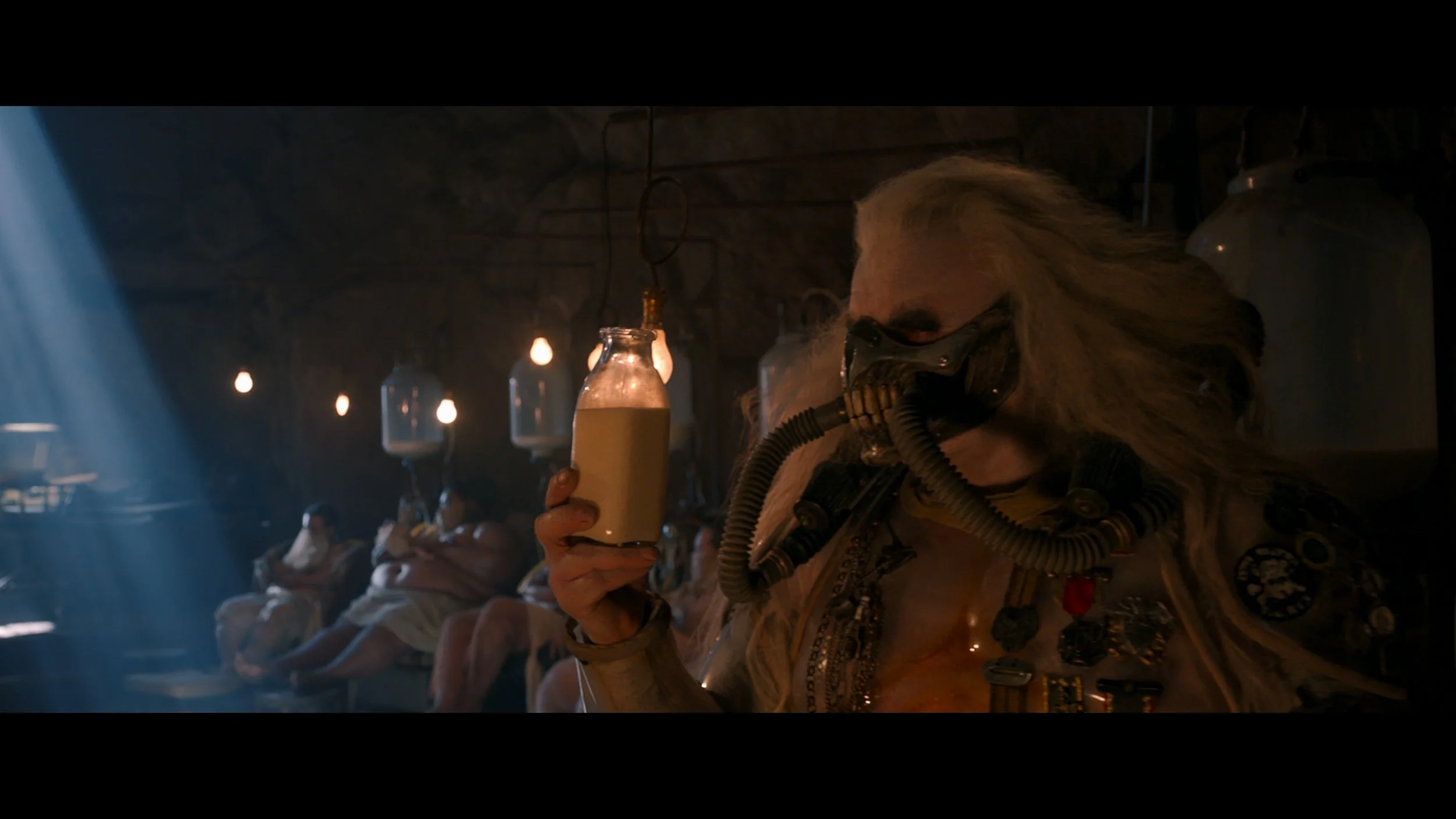 Mad Max- Fury Road_t02.mkv_20260526_111715.811.jpg