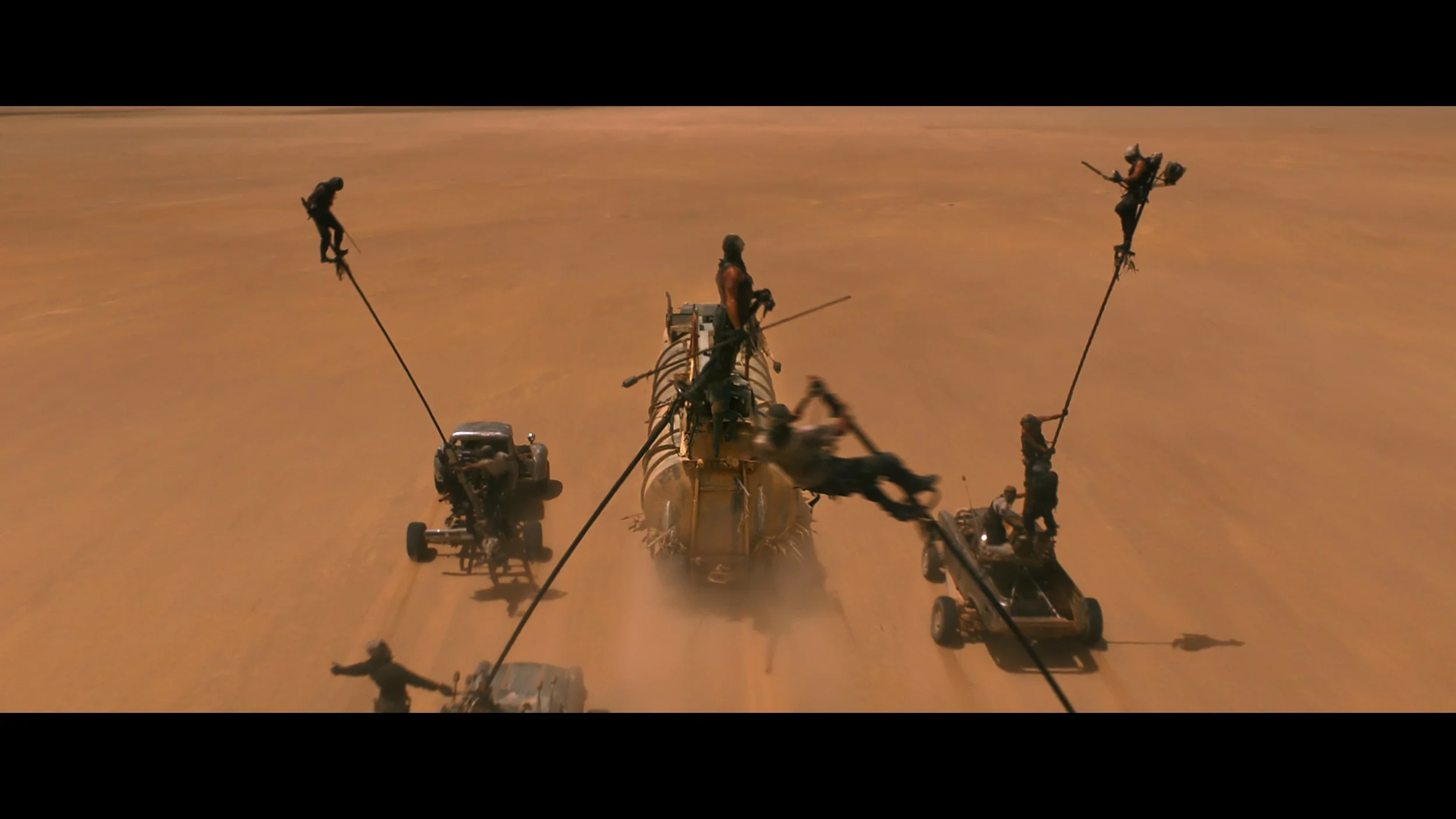 Mad Max- Fury Road_t02.mkv_20260526_114100.299.jpg