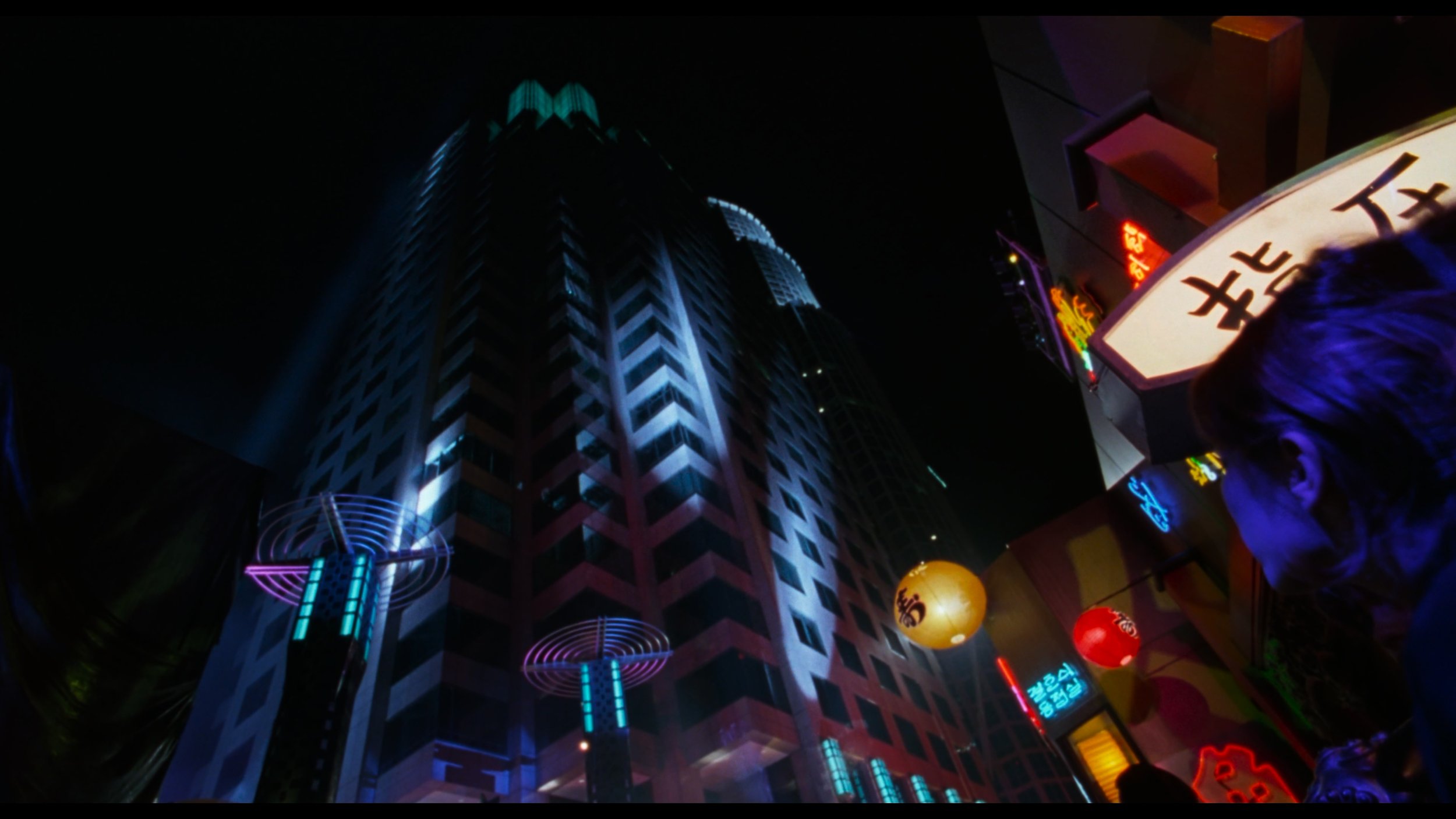 Batman Forever_t00.mkv_20260522_173030.838.jpg