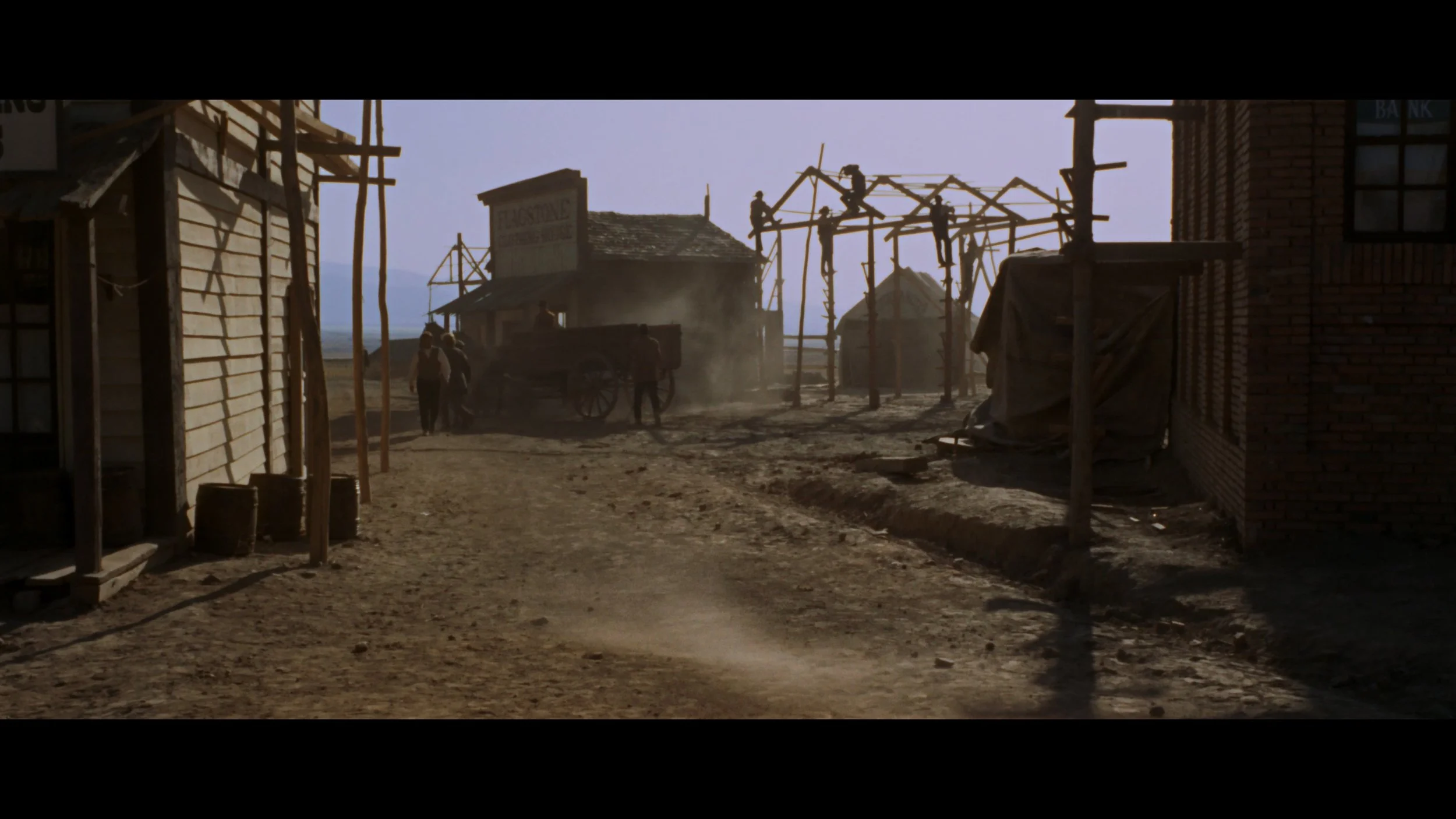Once Upon a Time in the West_t00.mkv_20260903_174324.365.jpg