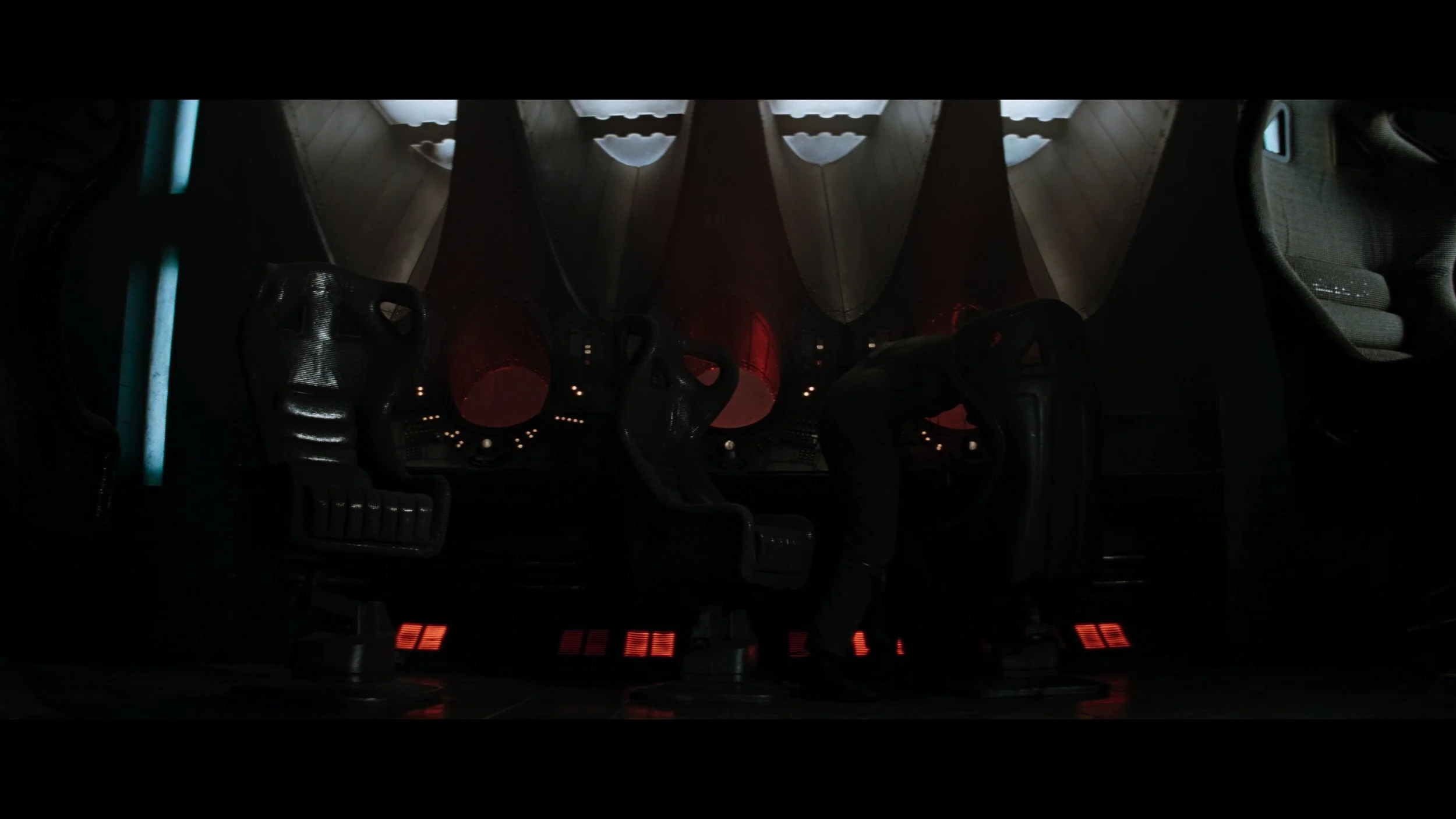 Event Horizon - Remastered_t00.mkv_20260526_103618.616.jpg