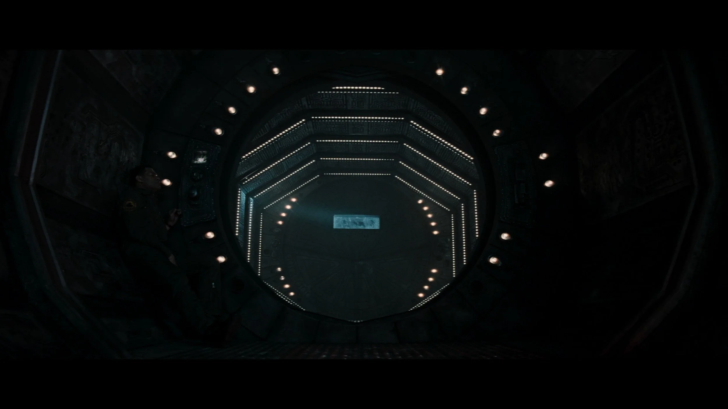Event Horizon - Remastered_t00.mkv_20260526_103747.088.jpg