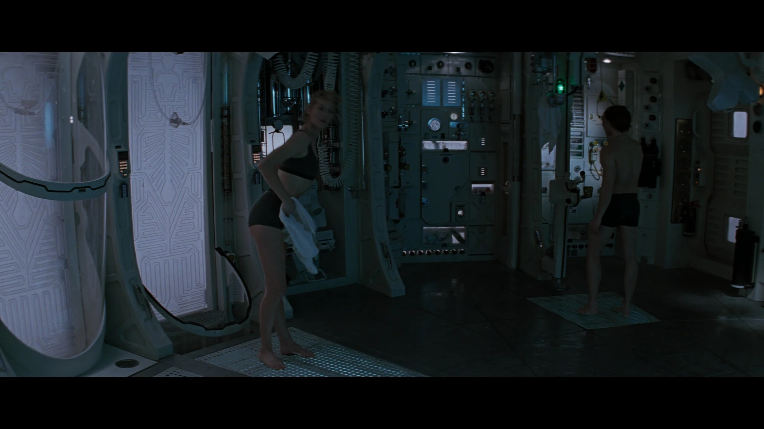 Event Horizon - Remastered_t00.mkv_20260526_101632.764.jpg