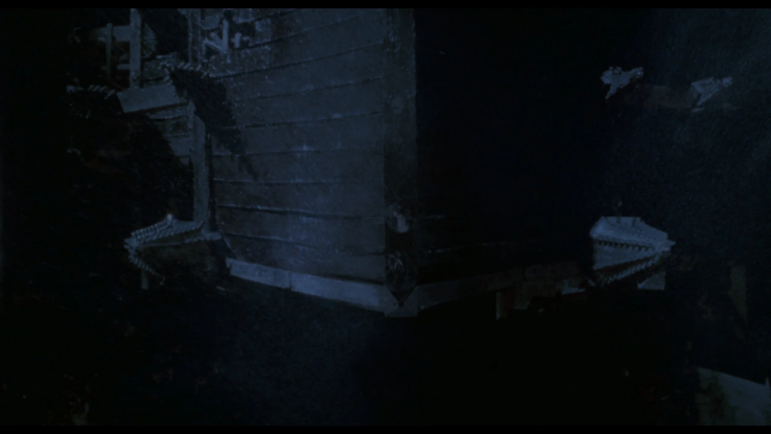 The Crow (Remastered)_t00.mkv_20260516_010327.863.jpg