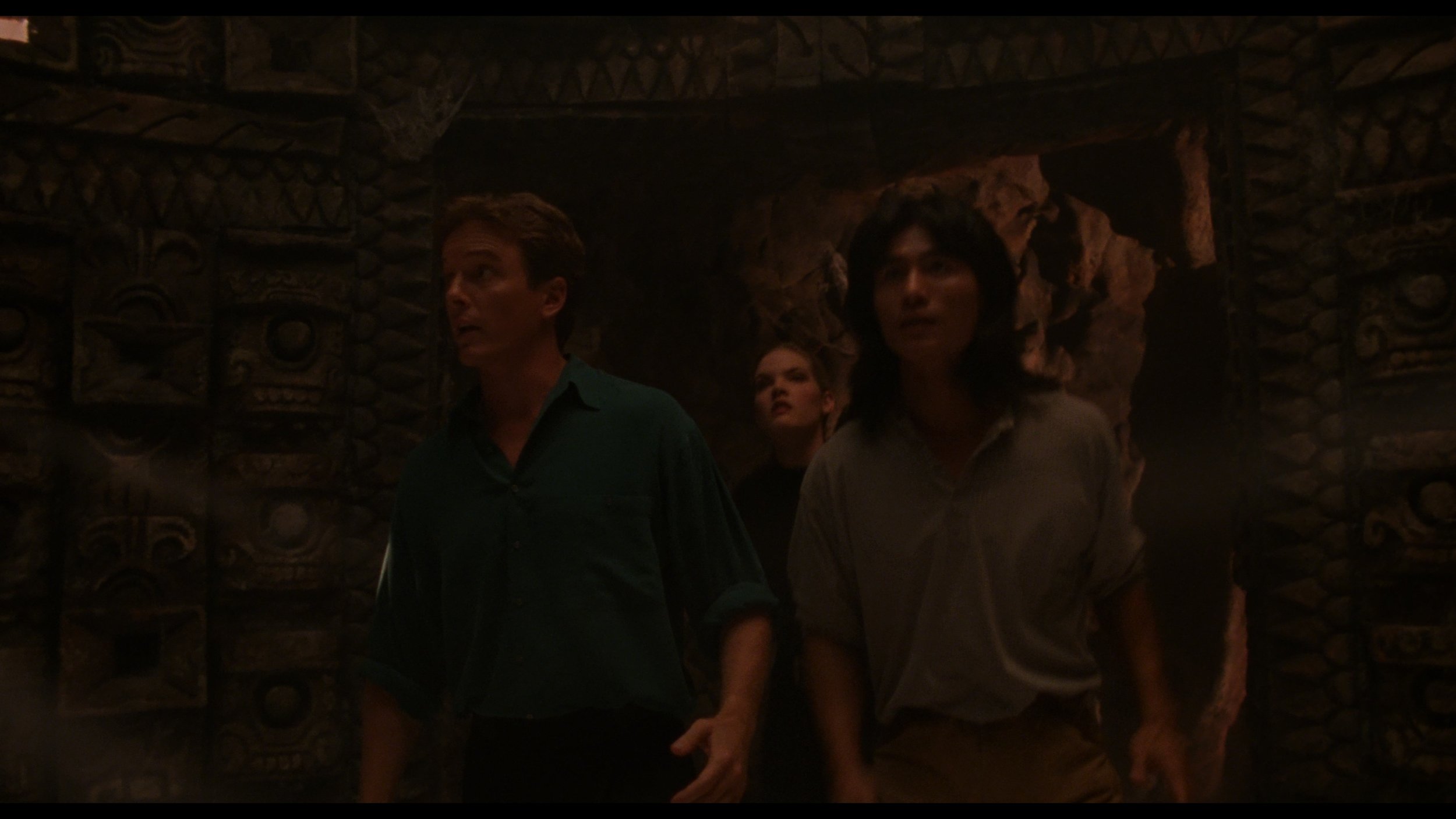 Mortal Kombat_t00.mkv_20260719_163009.833.jpg