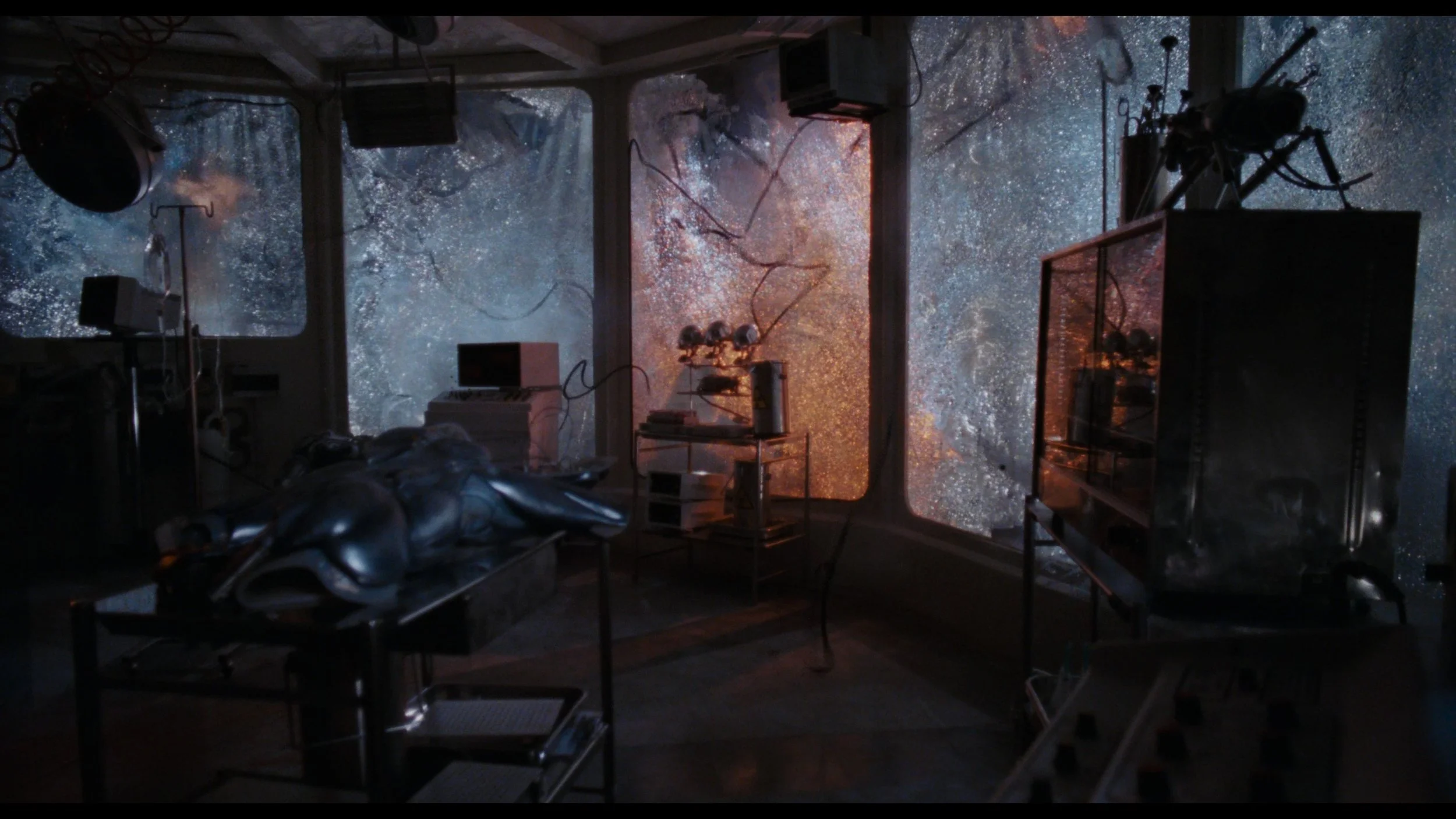 Mortal Kombat- Annihilation_t00.mkv_20260718_001525.821.jpg