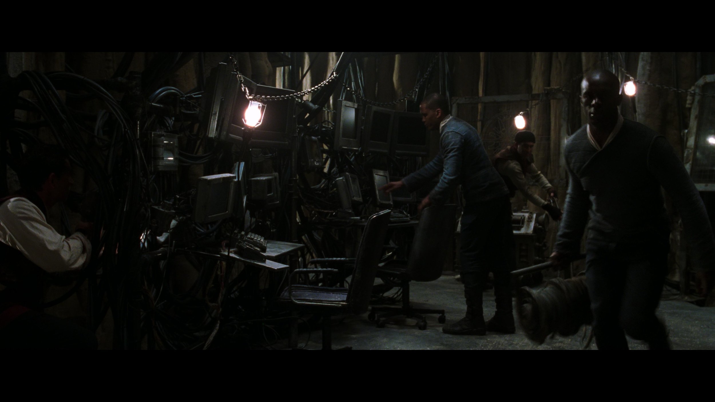 The Matrix Revolutions_t04.mkv_20260408_003543.285.jpg