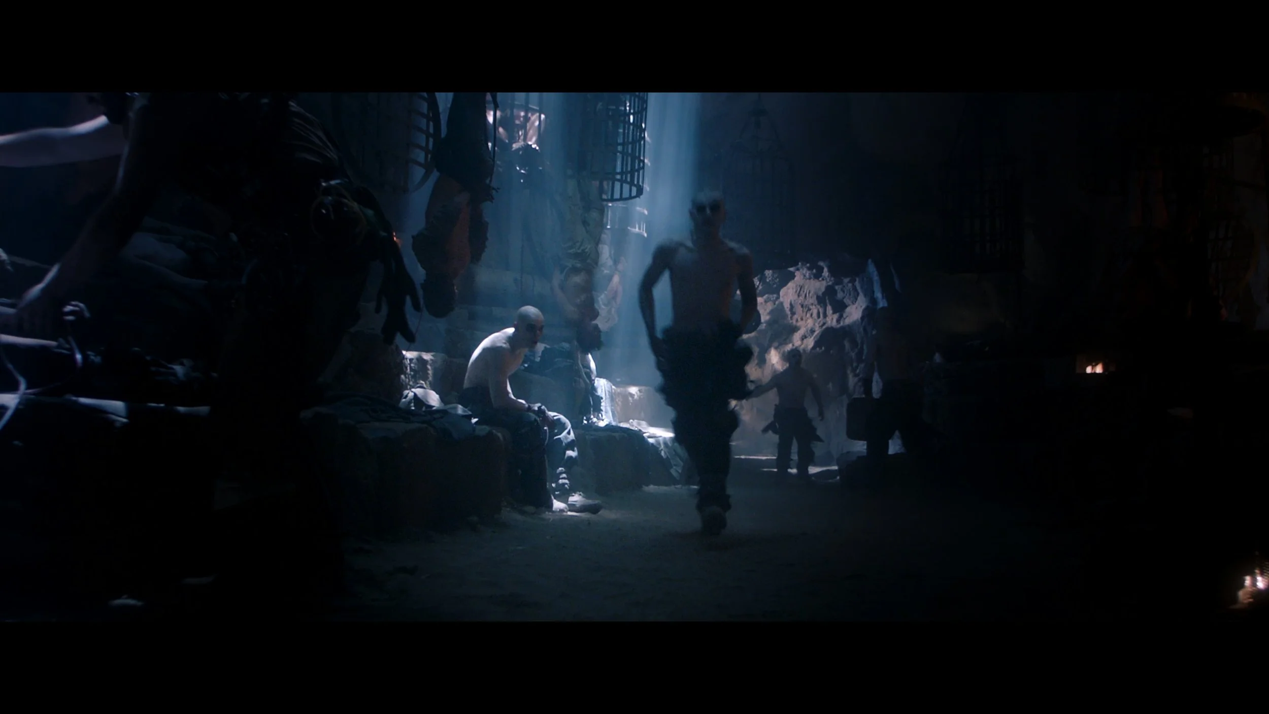 Mad Max- Fury Road_t02.mkv_20260526_111915.243.jpg