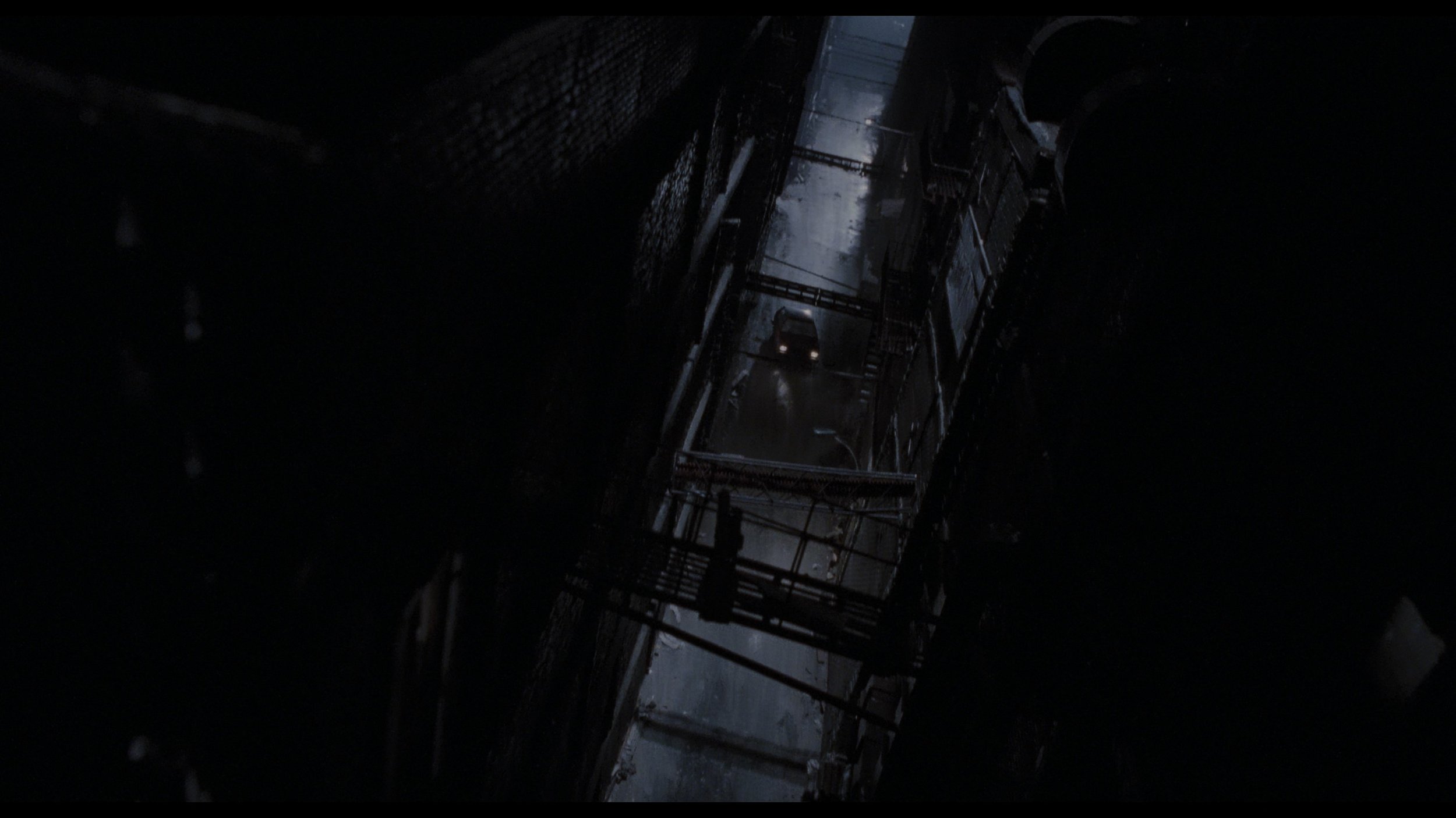 The Crow (Remastered)_t00.mkv_20260516_005440.694.jpg
