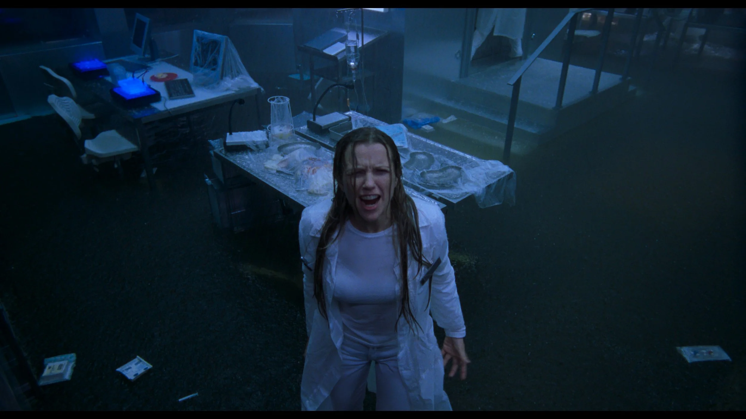 Resident Evil_t00.mkv_20260514_110921.549.jpg