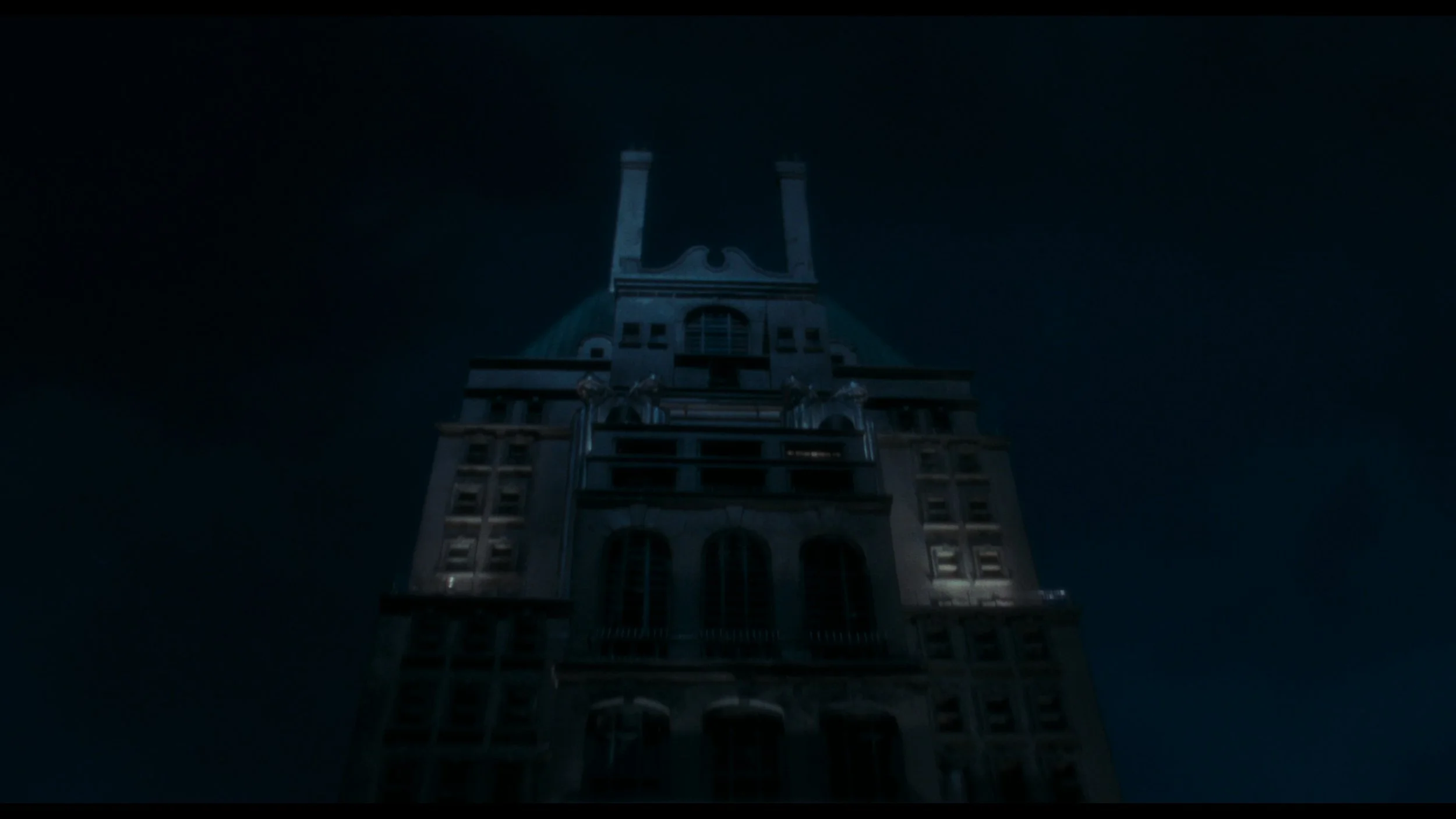 Batman_t01.mkv_20260526_000449.528.jpg