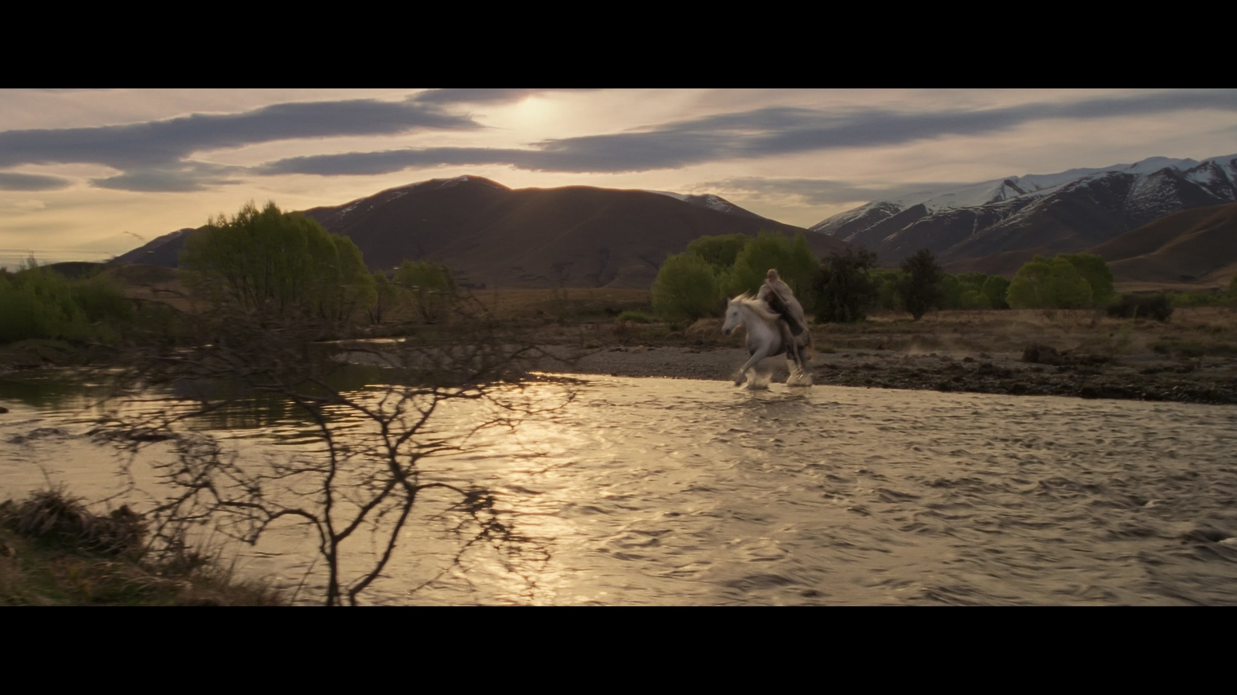 The Lord of the Rings- The Return of the King (EXT.) PT. 1-SEG FPL_MainFeature_t02.mkv_20260309_083930.564.jpg