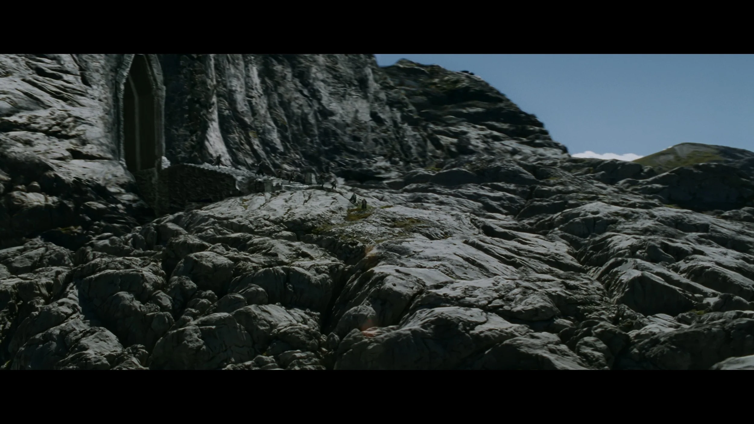 The Lord of the Rings- The Fellowship of the Ring (EXT.) PT. 2-SEG FPL_MainFeature_t02.mkv_20260308_100628.600.jpg