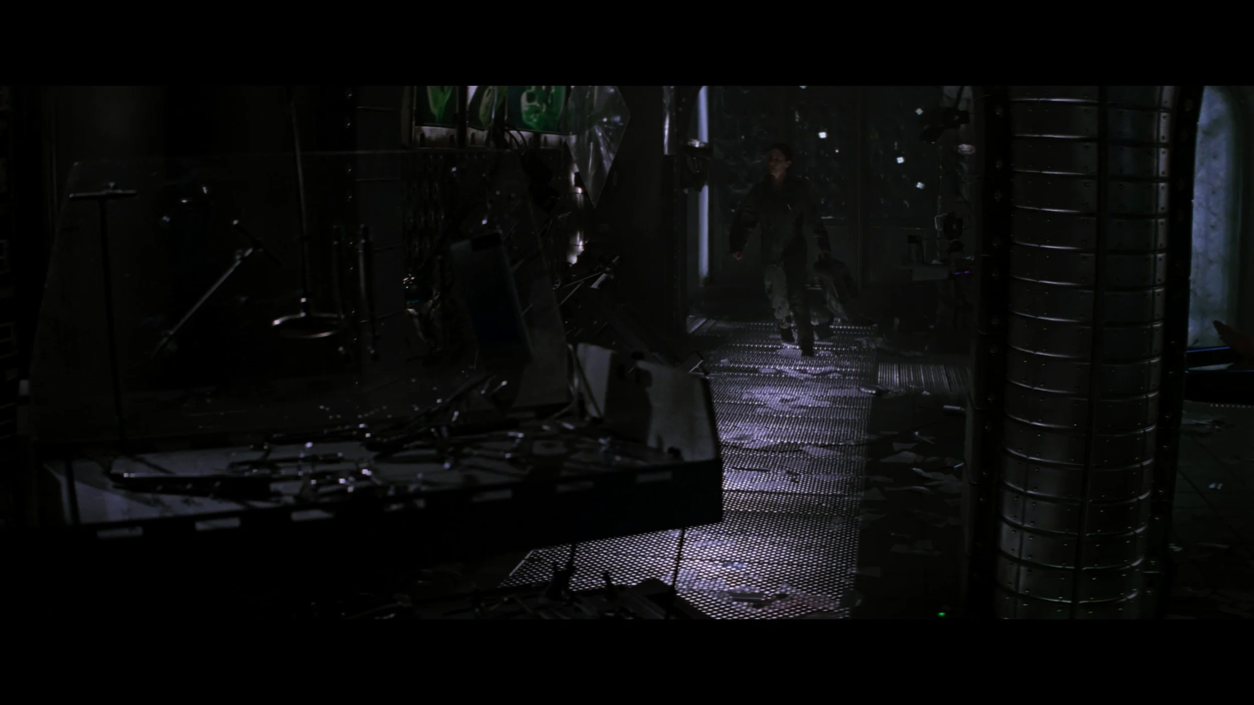 Event Horizon - Remastered_t00.mkv_20260526_102324.797.jpg