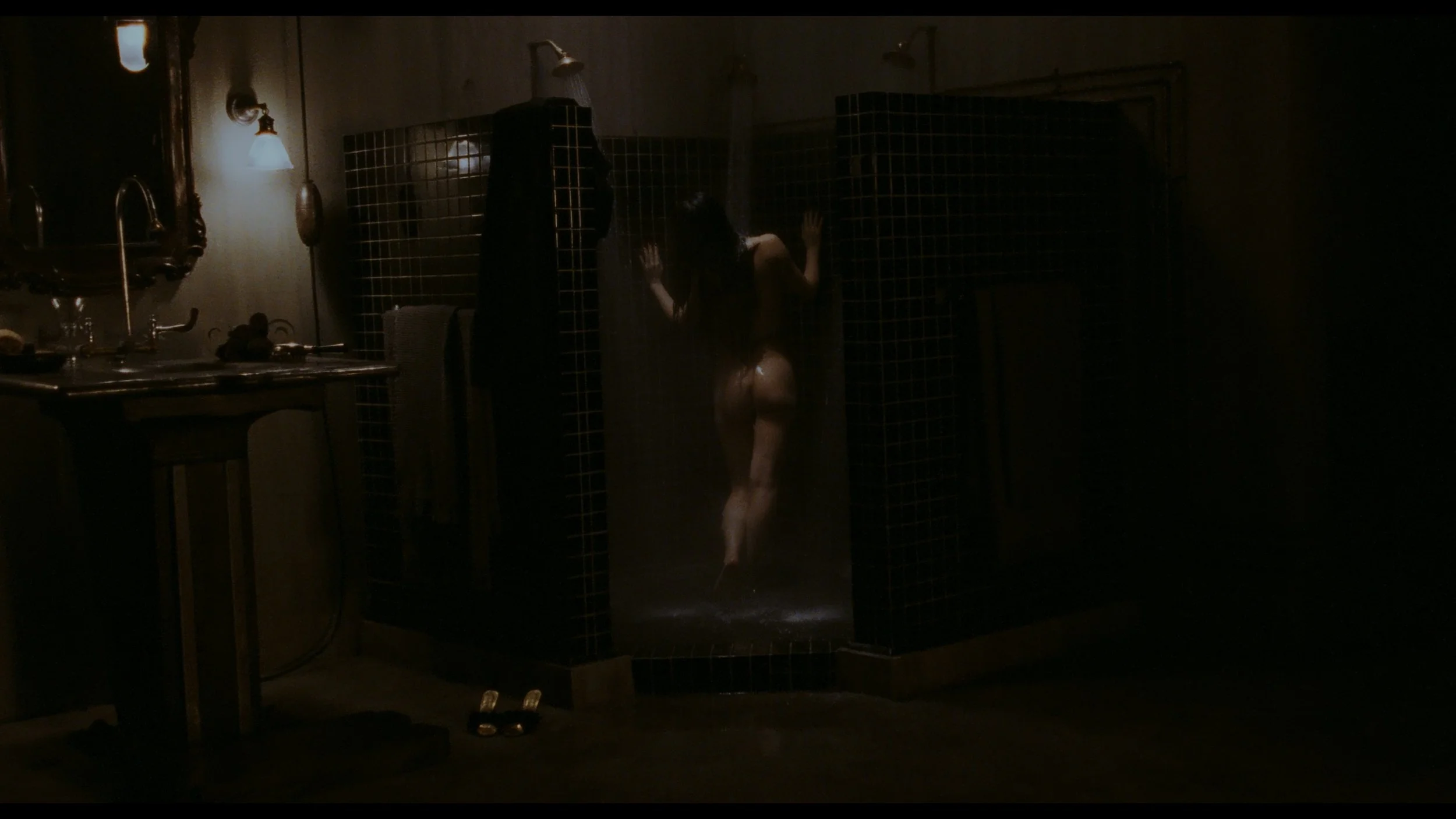 The Crow (Remastered)_t00.mkv_20260516_004502.136.jpg