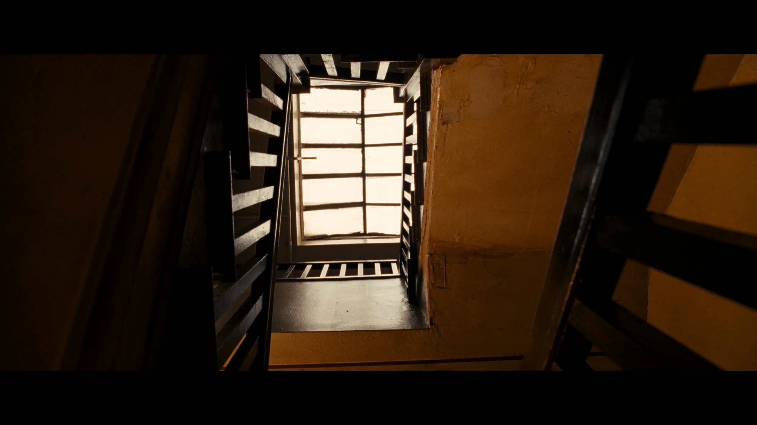 Constantine_t01.mkv_20260520_101410.175.jpg