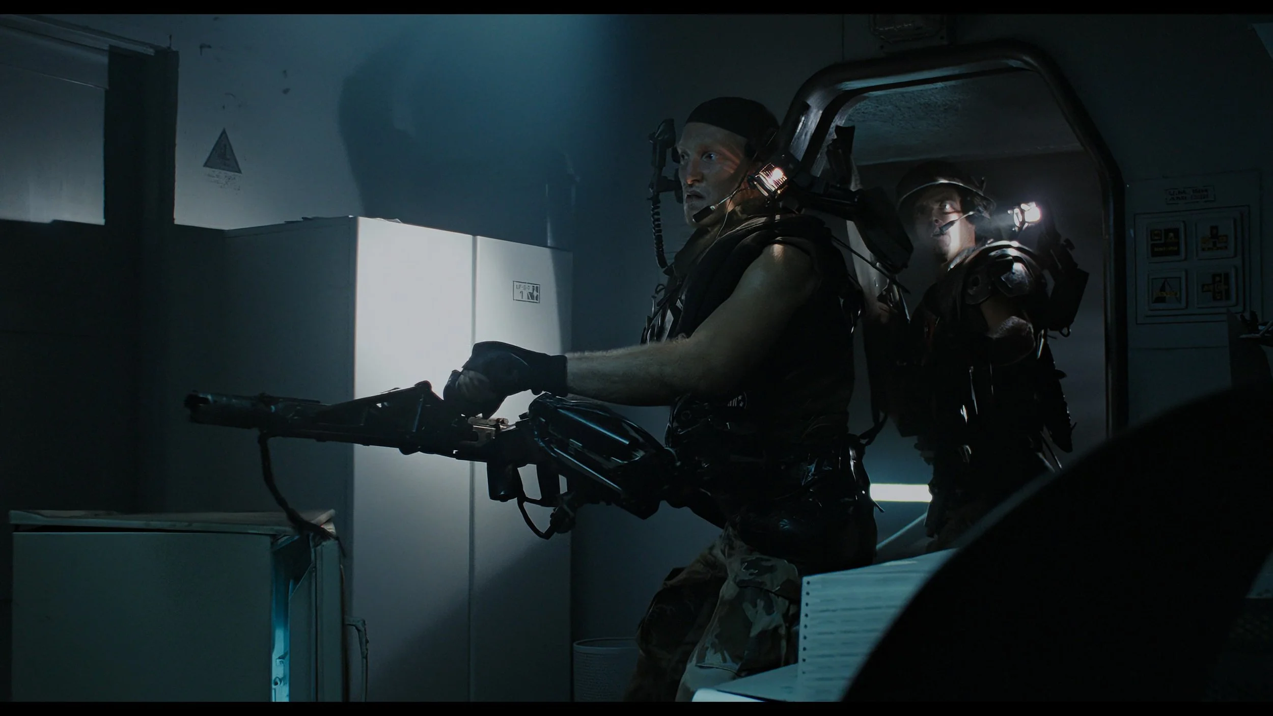 ALIENS_t01.mkv_20260531_100718.283.jpg