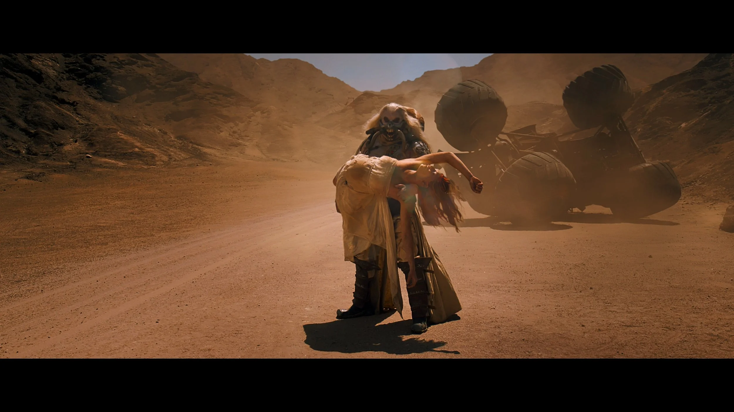 Mad Max- Fury Road_t02.mkv_20260526_113413.257.jpg